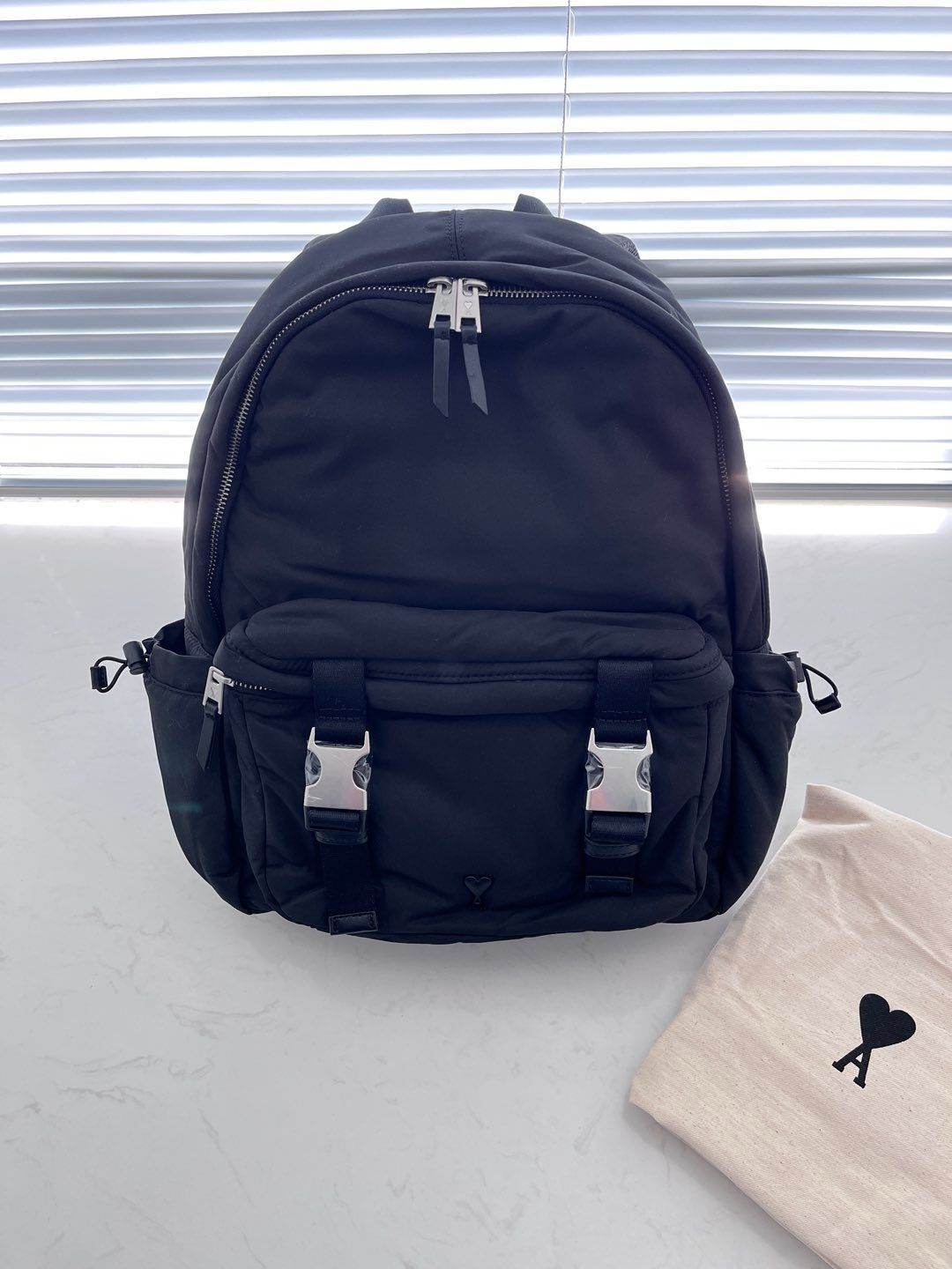 AMI Paris アミパリス ロゴ バッグ カバン リュック バックパック