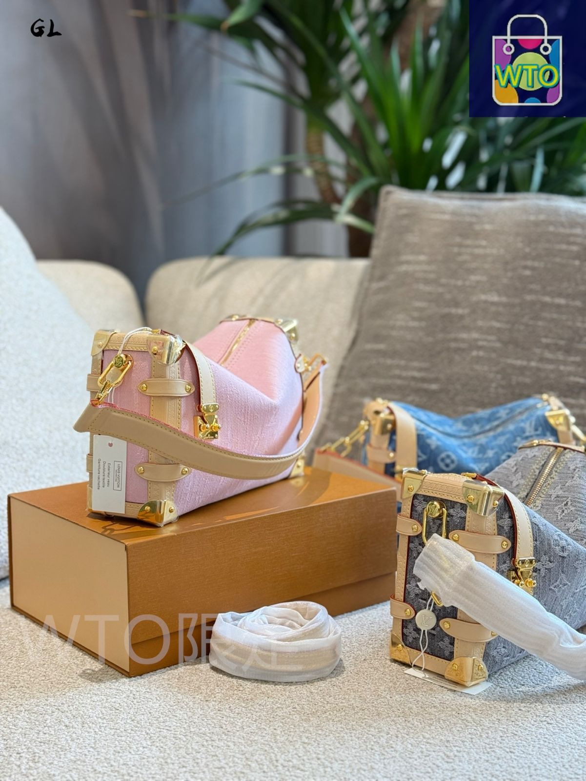 今日特価】Louis Vuitton New Soft Box Bag Side Trunk Medium - ルイ