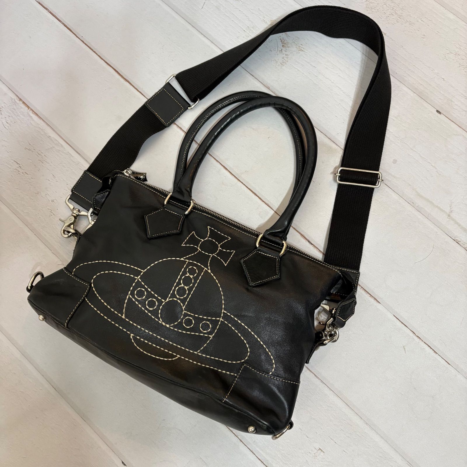 ヴィヴィアンウエストウッド Vivinee Westwood BOOSTER ブースター