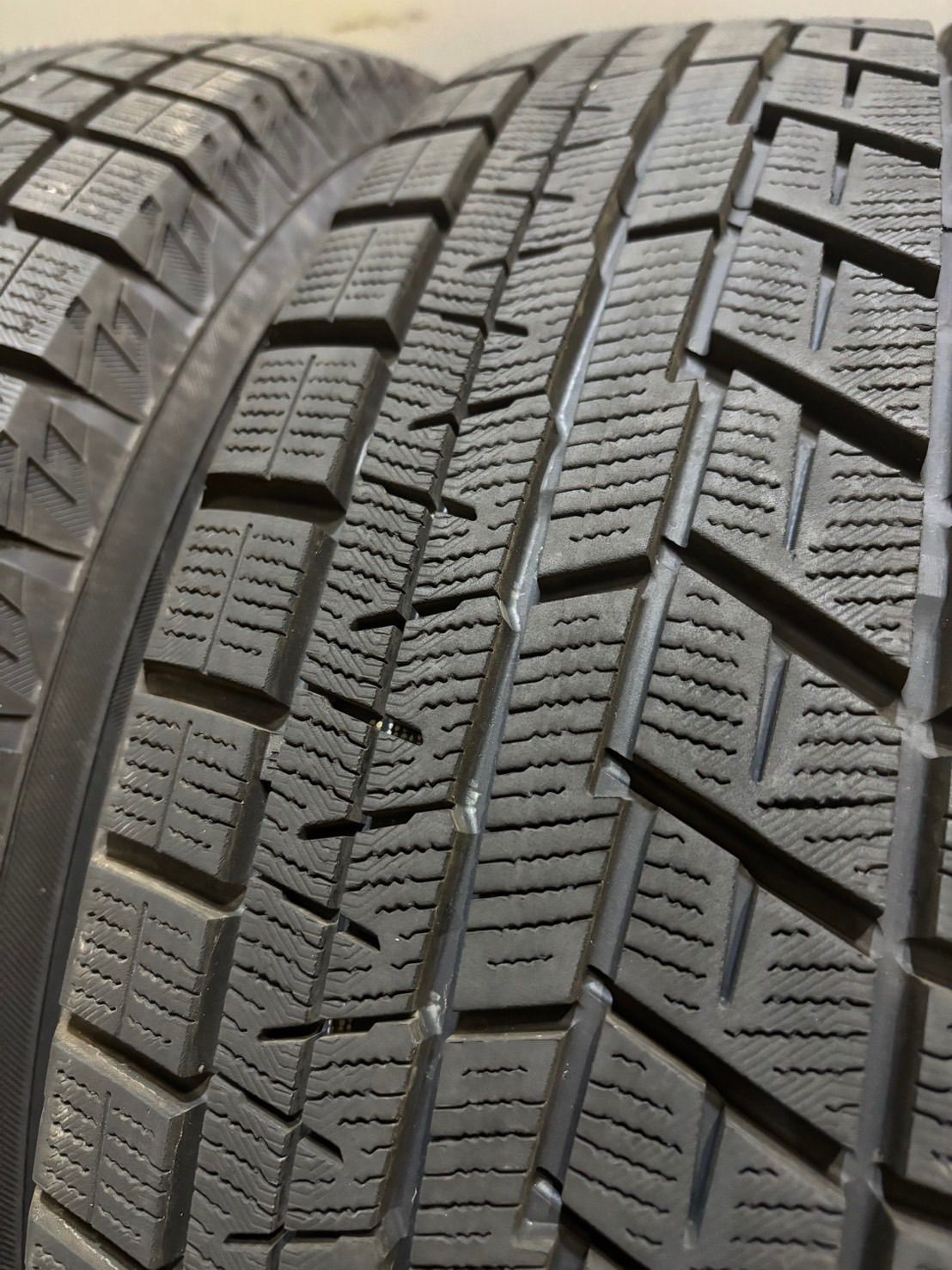 車 ☆185/65R15 YOKOHAMA/ice GUARD iG60 24年製 スタッドレス 4本