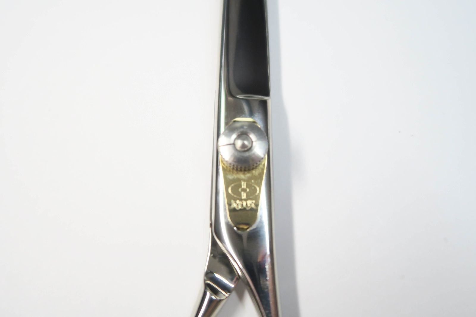 Bランク【柳生 YAGYU】 REOX 7.0 シザー 美容師・理容師 7.0インチ 右