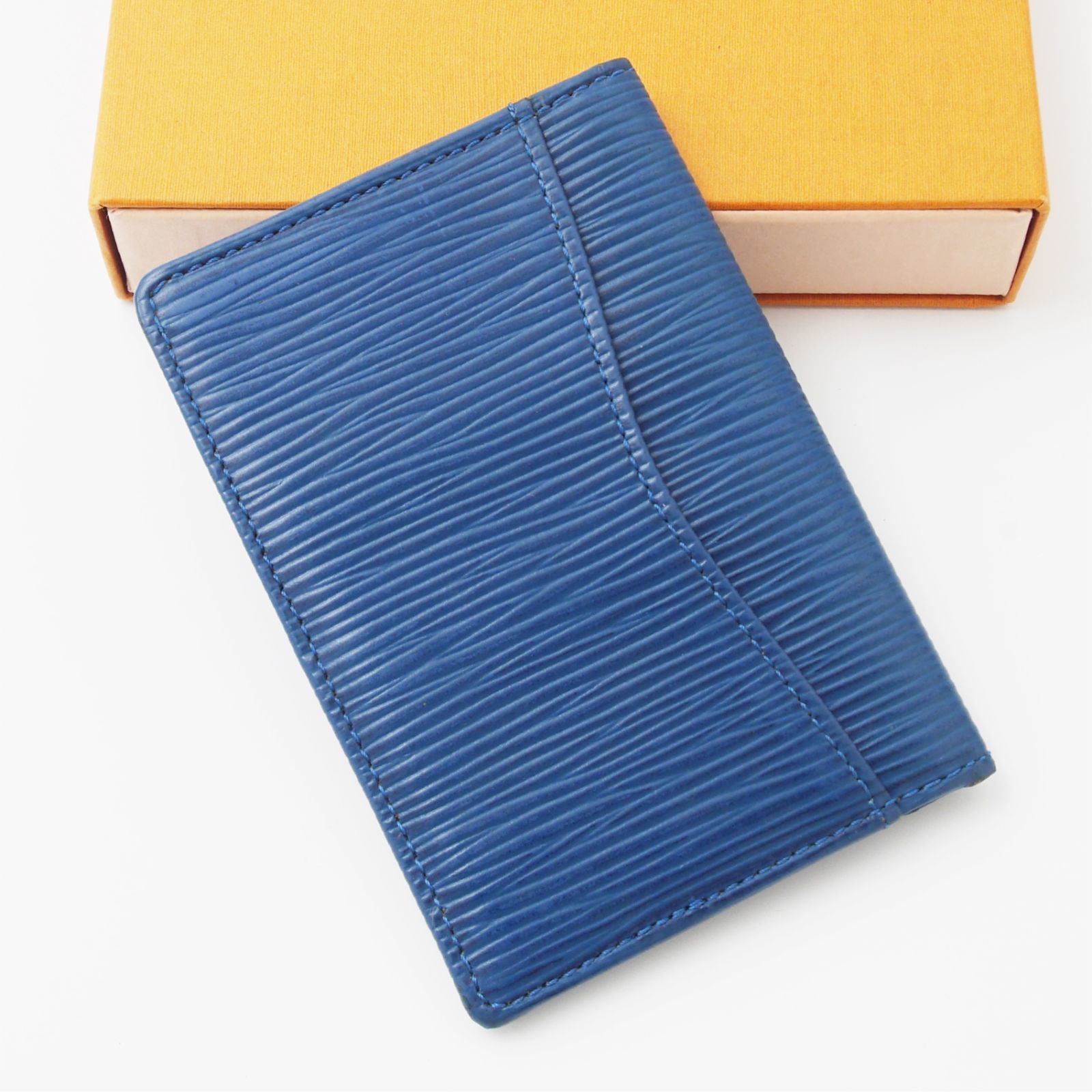 LOUIS VUITTON エピレザー 名刺入れ 青 楽天市場】LOUIS VUITTON ルイ ヴィトン エピ ポルトカルト サーンプル