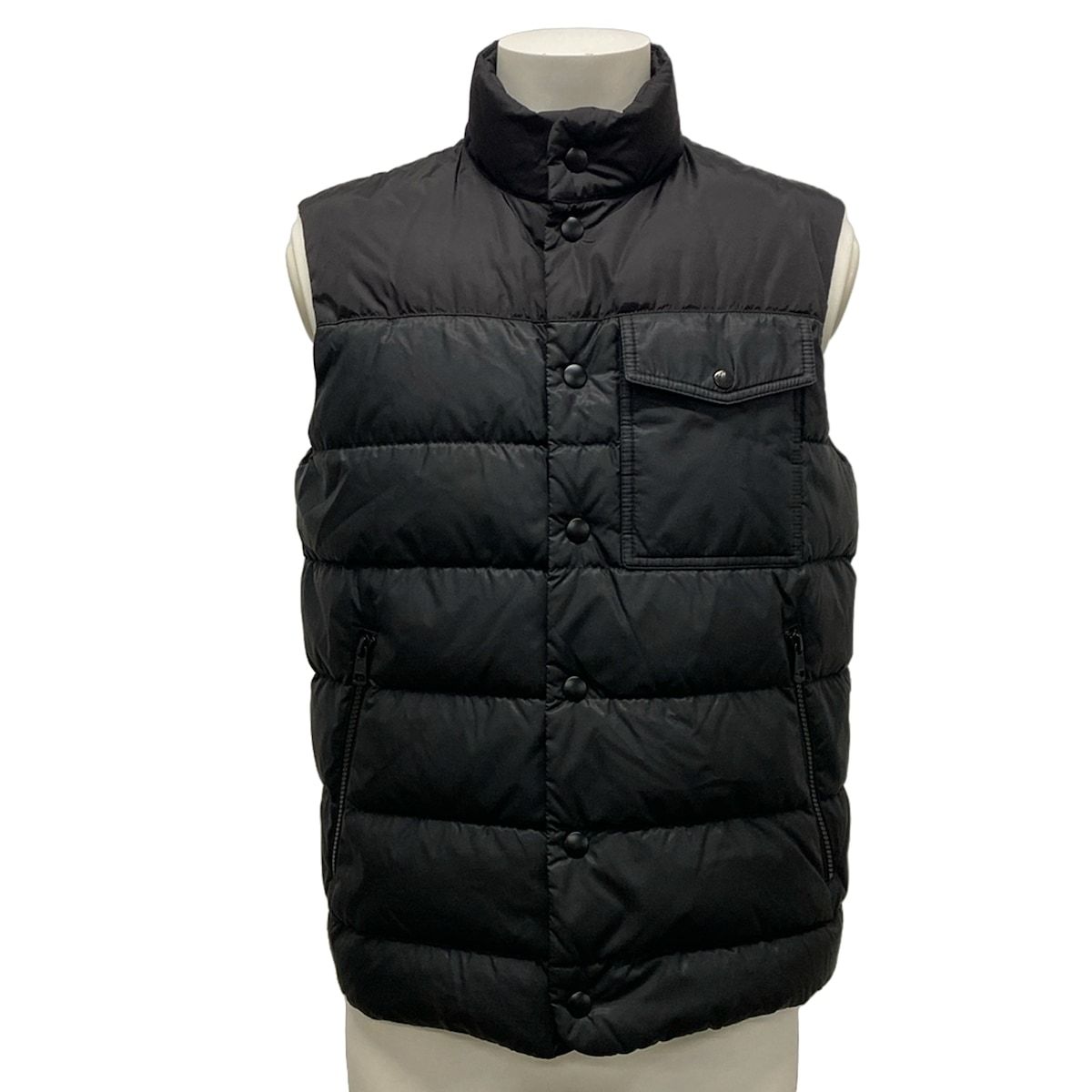 MONCLER ブラック ダウンベスト　サイズ0 チベット MONCLER ブラック ダウンベスト サイズ0 チベット MONCLER ブラック