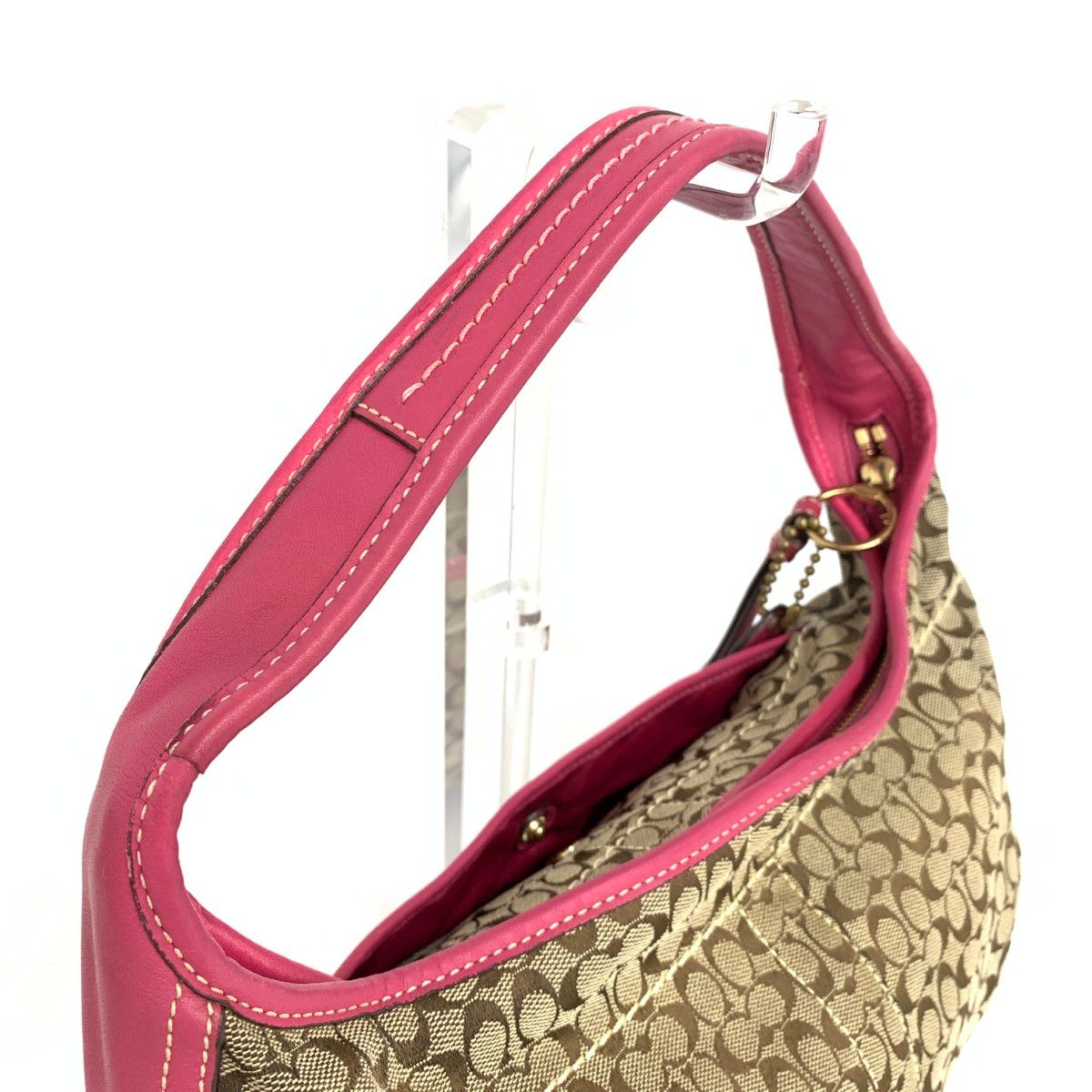 COACH コーチ ピンク y2k ホーボー ワンショルダーバッグF24063 COACH コーチ ピンク y2k ホーボー ワンショルダーバッグF24063 未使用