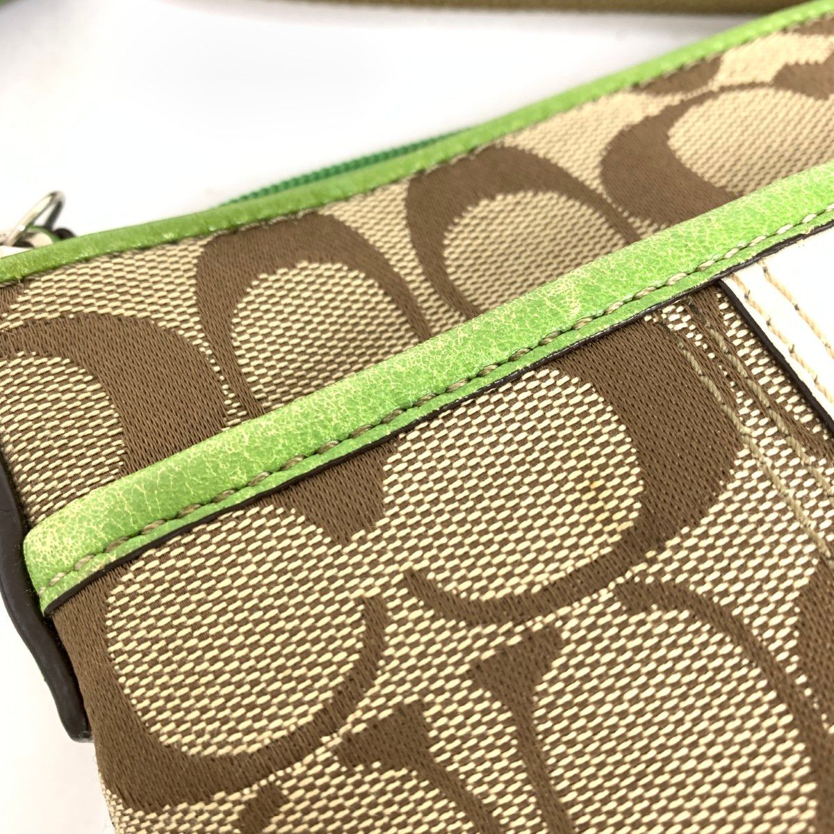 COACH コーチ ミニショルダーバッグ ゼブラ ストライプ シグネチャー  