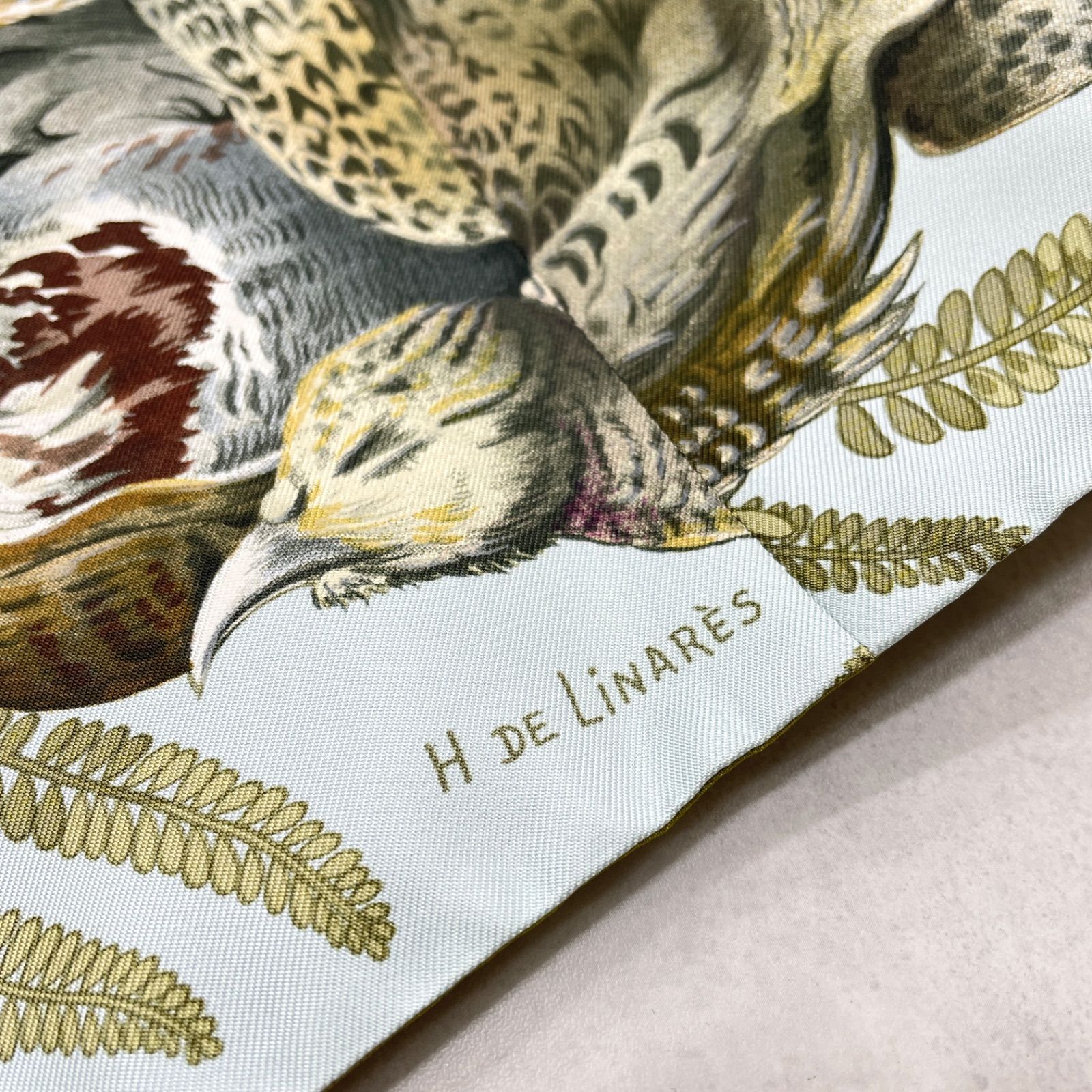 HERMES エルメス シルク ブラウス 鳥柄 バード 総柄 ベージュ シャツ エルメス HERMES コンチェルトシルクシャツ CONCERTO ブラウス 長袖 総