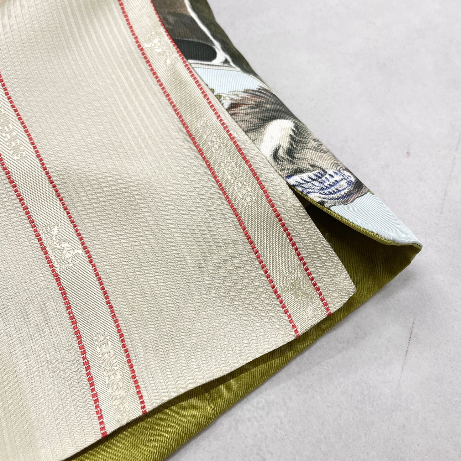 HERMES エルメス ベスト ジレ 鳥柄 バード 総柄 シルク100％ フランス