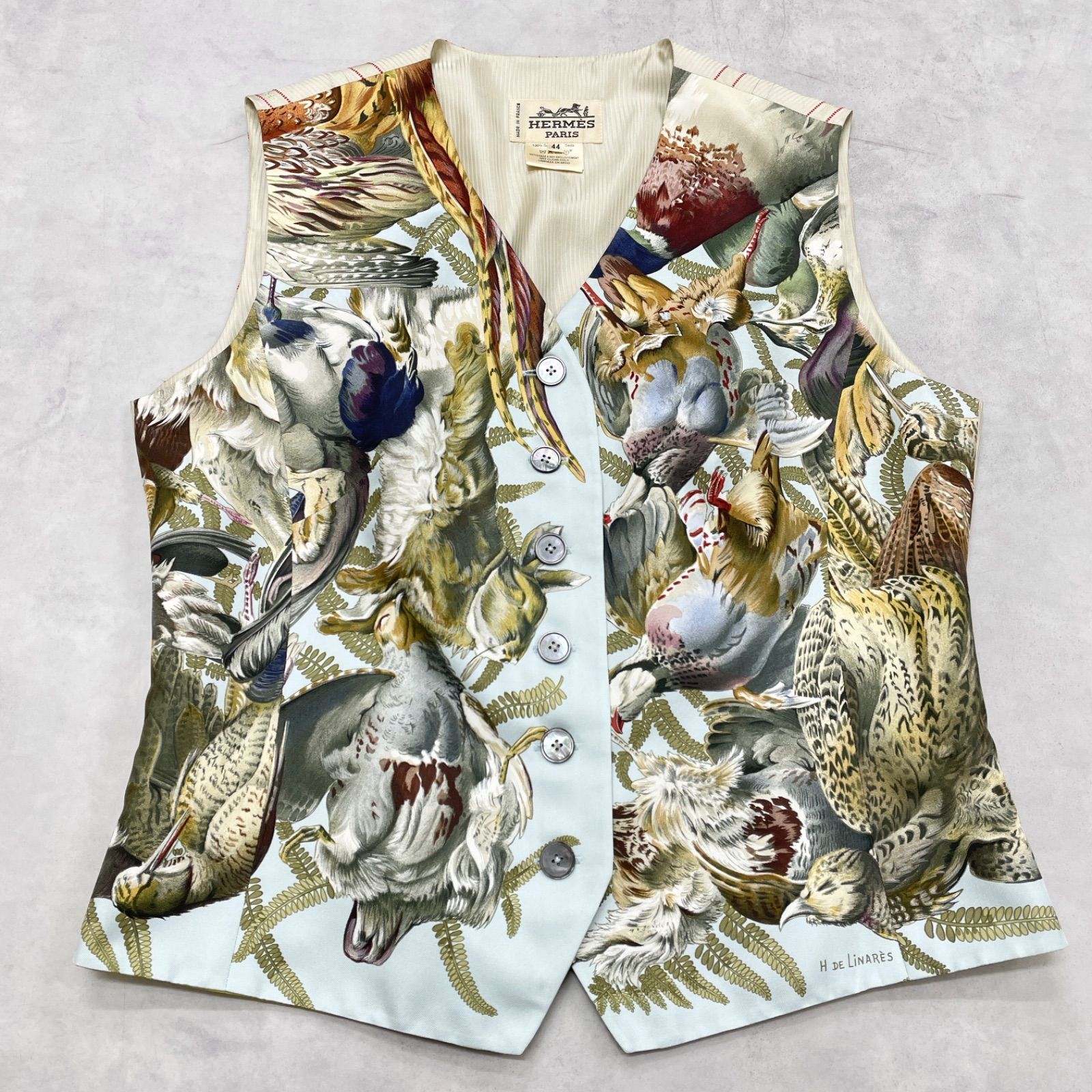 【エルメス】HERMES ジレ ベスト シルク フェザー柄 サイズ40 エルメス】HERMES ジレ ベスト シルク フェザー柄 サイズ40 エルメス