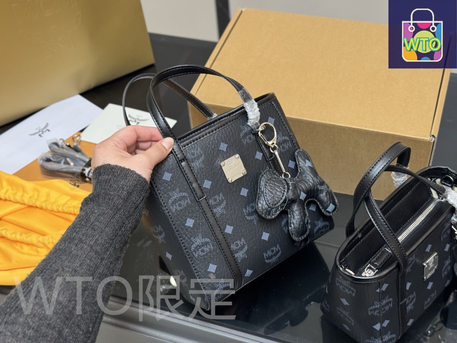 今日特価】MCM New Market Tote Bag メシューエム ニュー マーケット