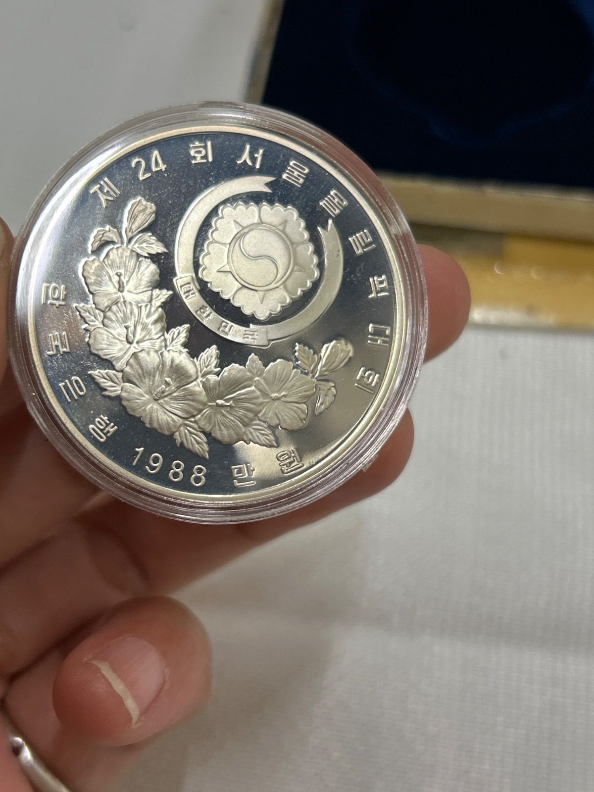 11692韓国 ソウルオリンピック 1988年 記念硬貨 10000ウォン 5000