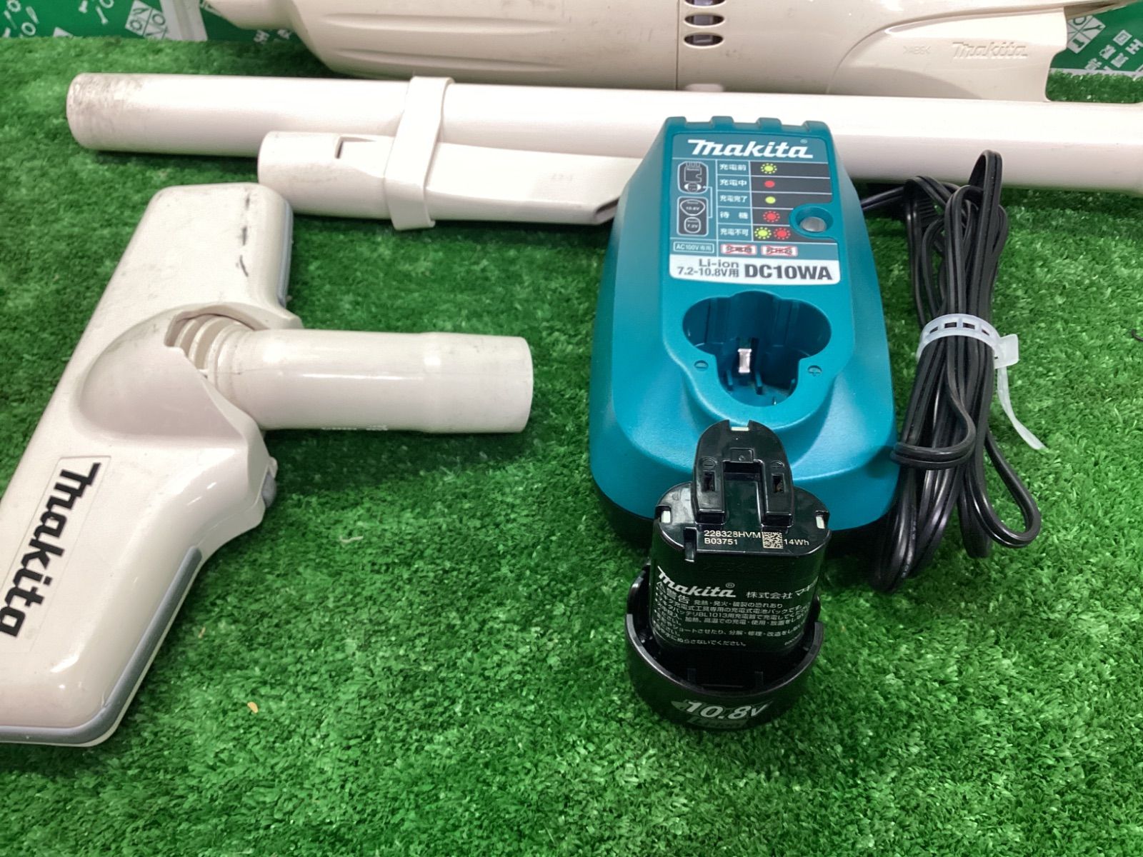 【バッテリー＆充電器付】Makita スティッククリーナー CL100D 掃除機 バッテリー＆充電器付】Makita スティッククリーナー CL100D 掃除機