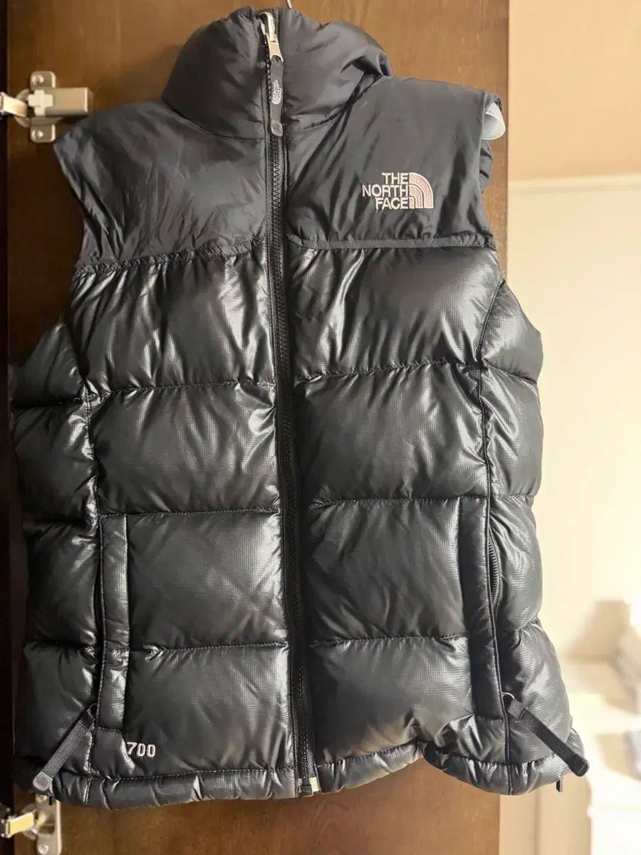 THE NORTH FACE ザノースフェイス 700 ダウンベスト ブラック S 出品