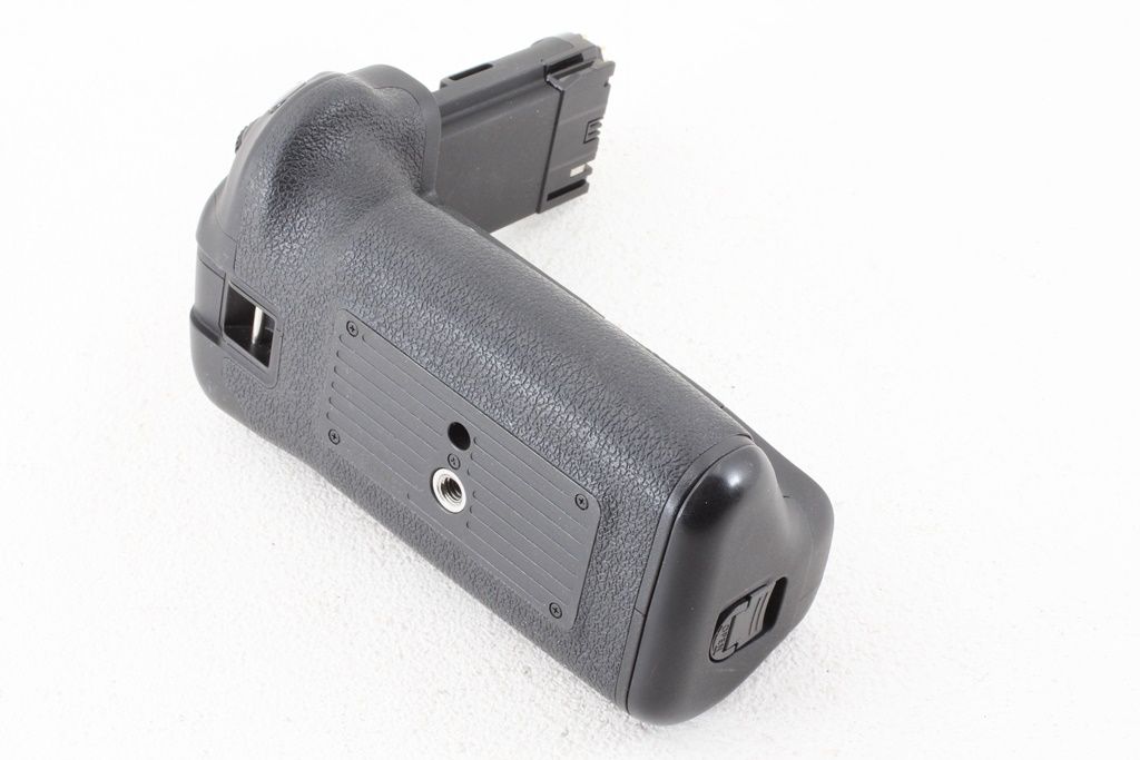 美品 Canon キヤノン BG-E20 バッテリーグリップ EOS 5D MarkIV 専用