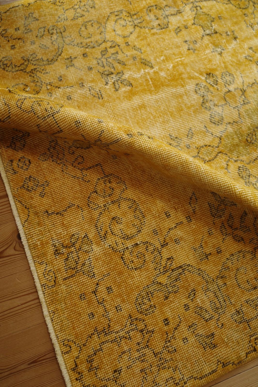 トルコ ヴィンテージラグ イエローオーバーダイ - メルカリ