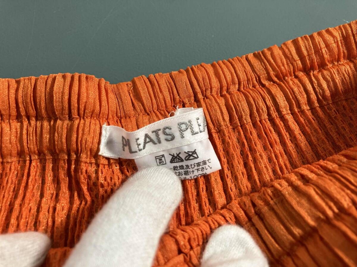 PLEATS PLEASE /PP64-JF424/オレンジ パンツ/サイズ1 - メルカリ