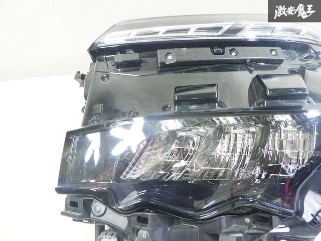 美品！】トヨタ純正 ZWR90W ZWR95W ZRR90W ヴォクシー LED ヘッド