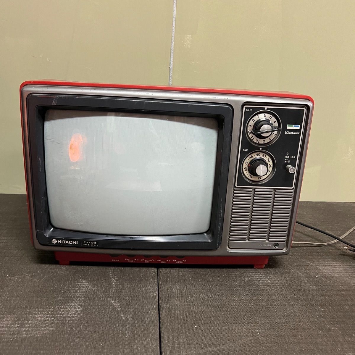 昭和レトロ HITACHI P-28 ブラウン管テレビ【NN0115-6】 - メルカリ み