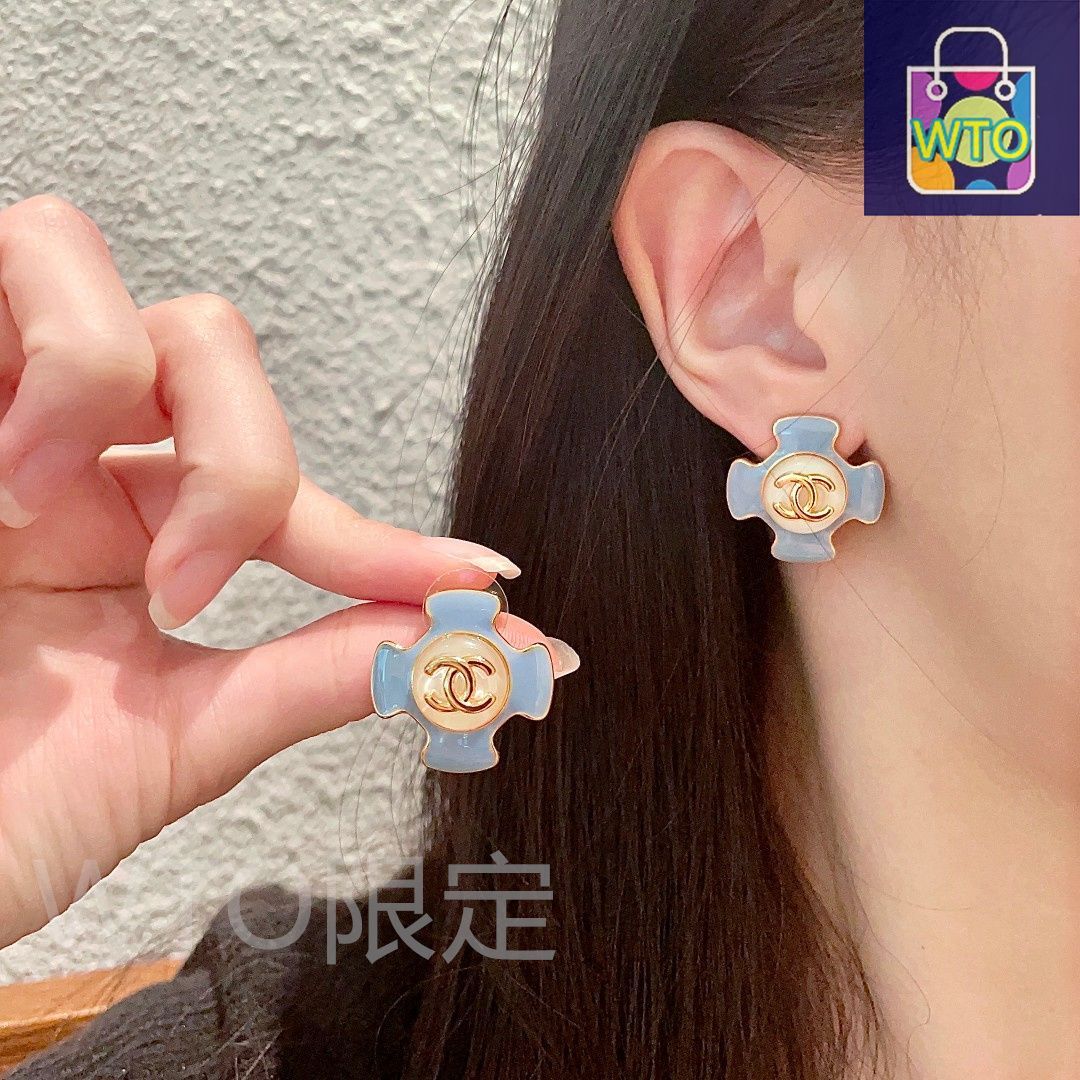 コメント先にしてください　CHANEL ダブルCロゴ ピアス コメント先にしてください CHANEL ダブルCロゴ ピアス コメント先にし