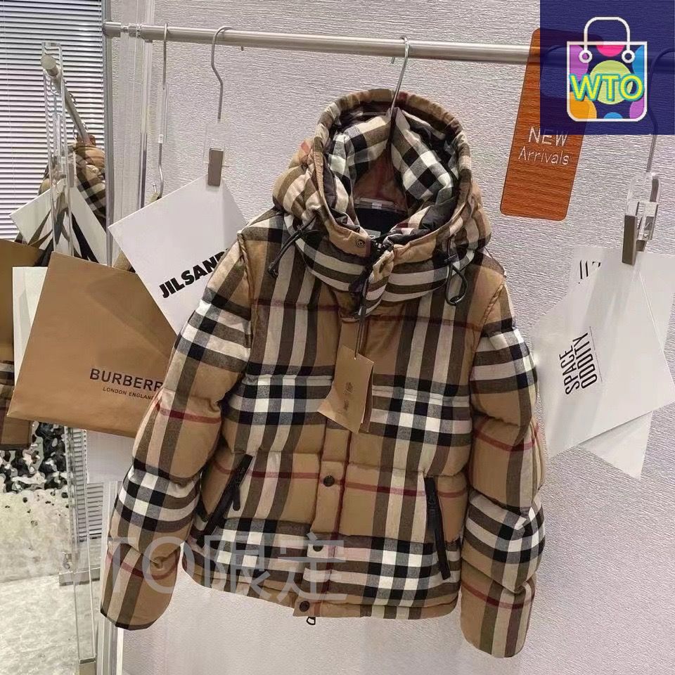 【新品未使用】バーバリー　BURBERRY ダウンケット BURBERRY 【値下げ】BURBERRY 2024AW ハリントンジャケット 808363
