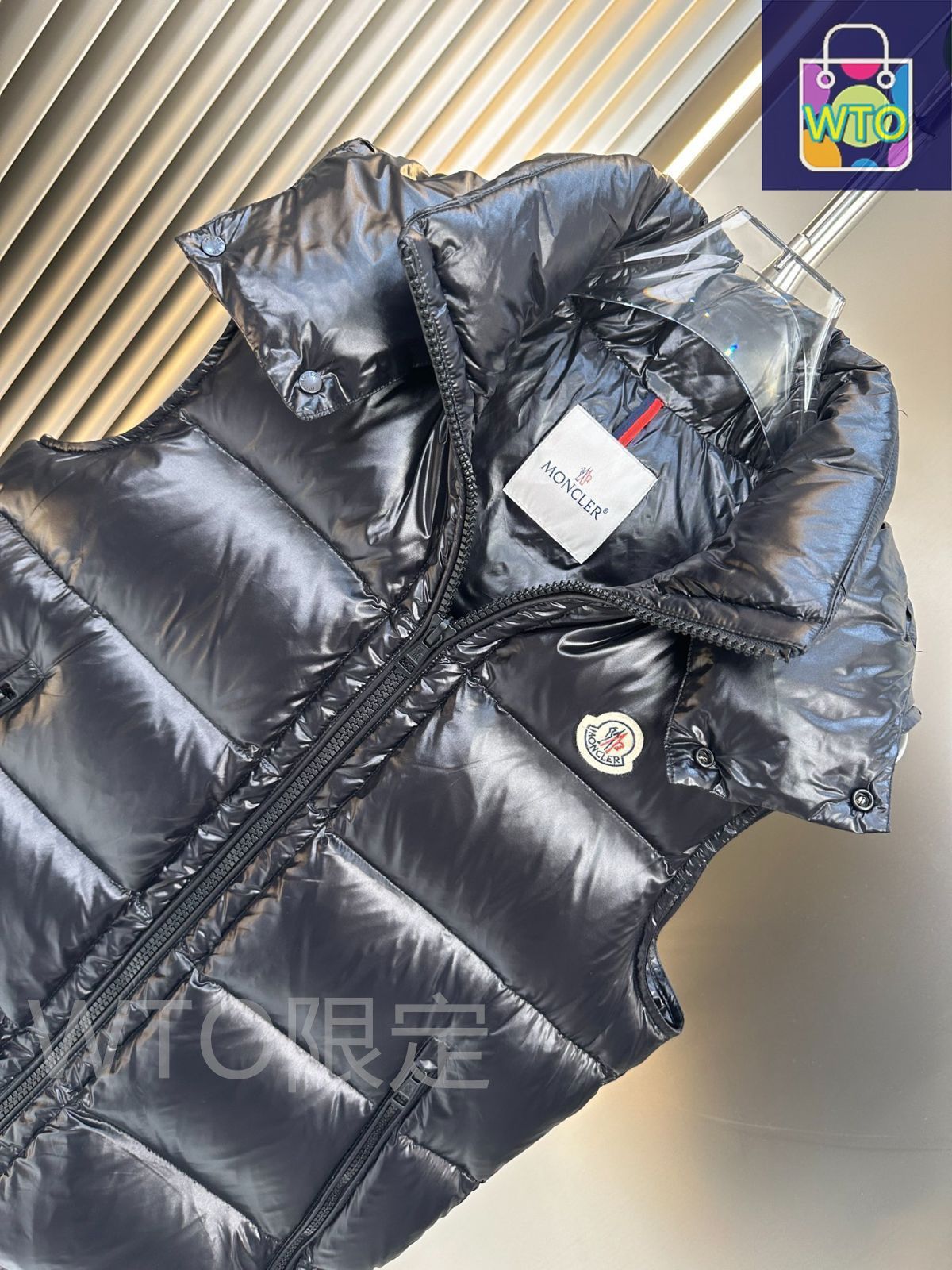 モンクレール ダウン ベスト｜本日限定特価｜新品未使用 - メルカリ