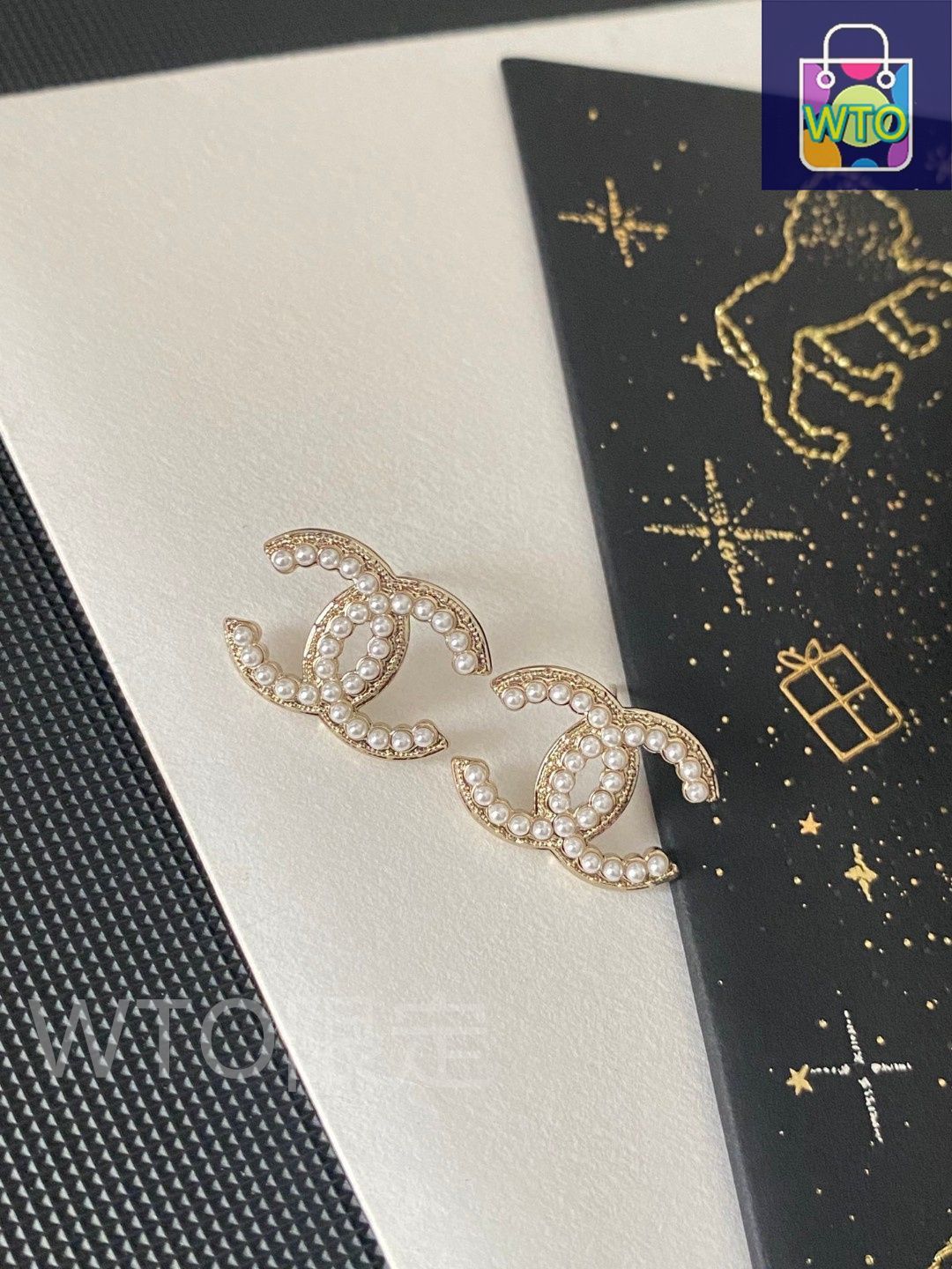 今日特価】Chanel ヴィンテージ ダブル C ピアス 送料無料 限定価格