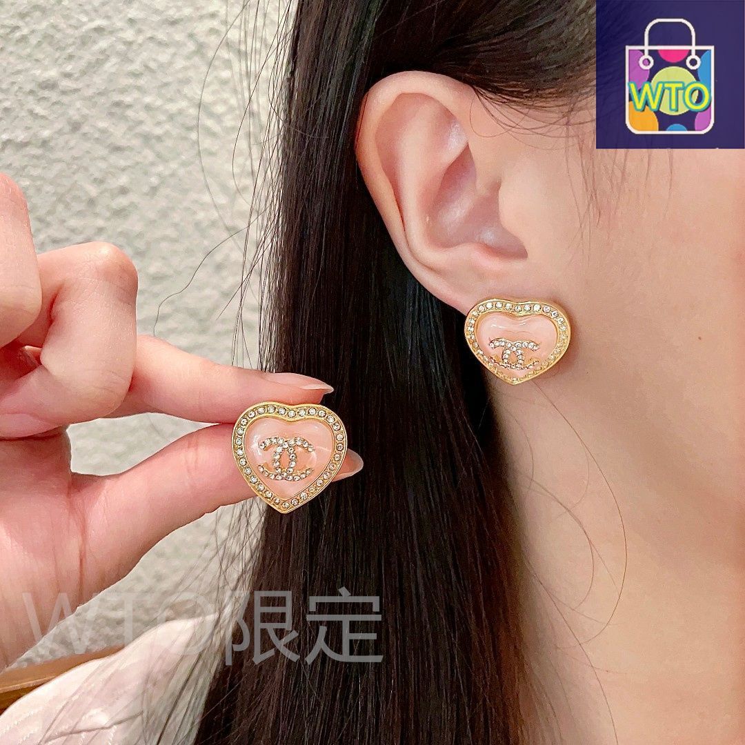 今日特価】Chanel ヴィンテージ アルファベット ピアス！送料無料で