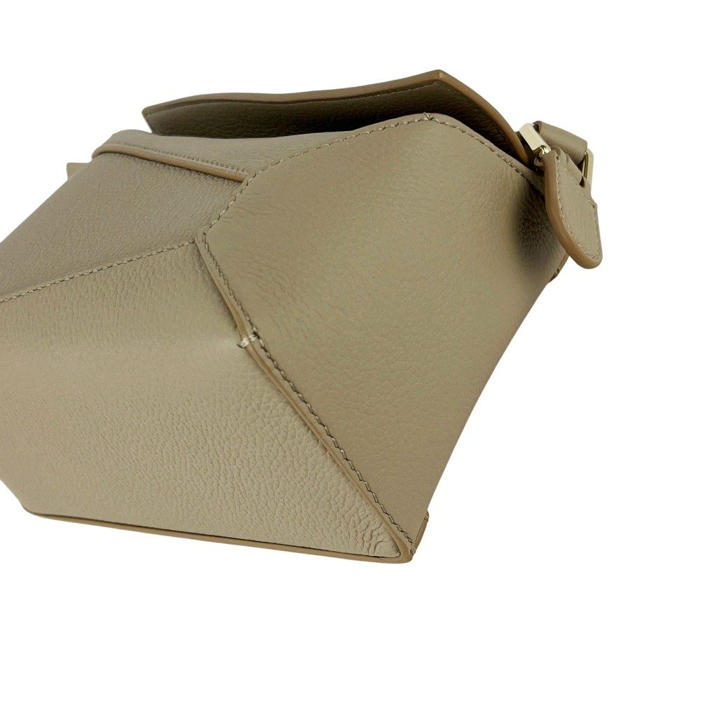 ロエベ　ベージュ ショルダーバッグ 収納袋付き ロエベ ベージュ ショルダーバッグ 収納袋付き LOEWE ベージュ