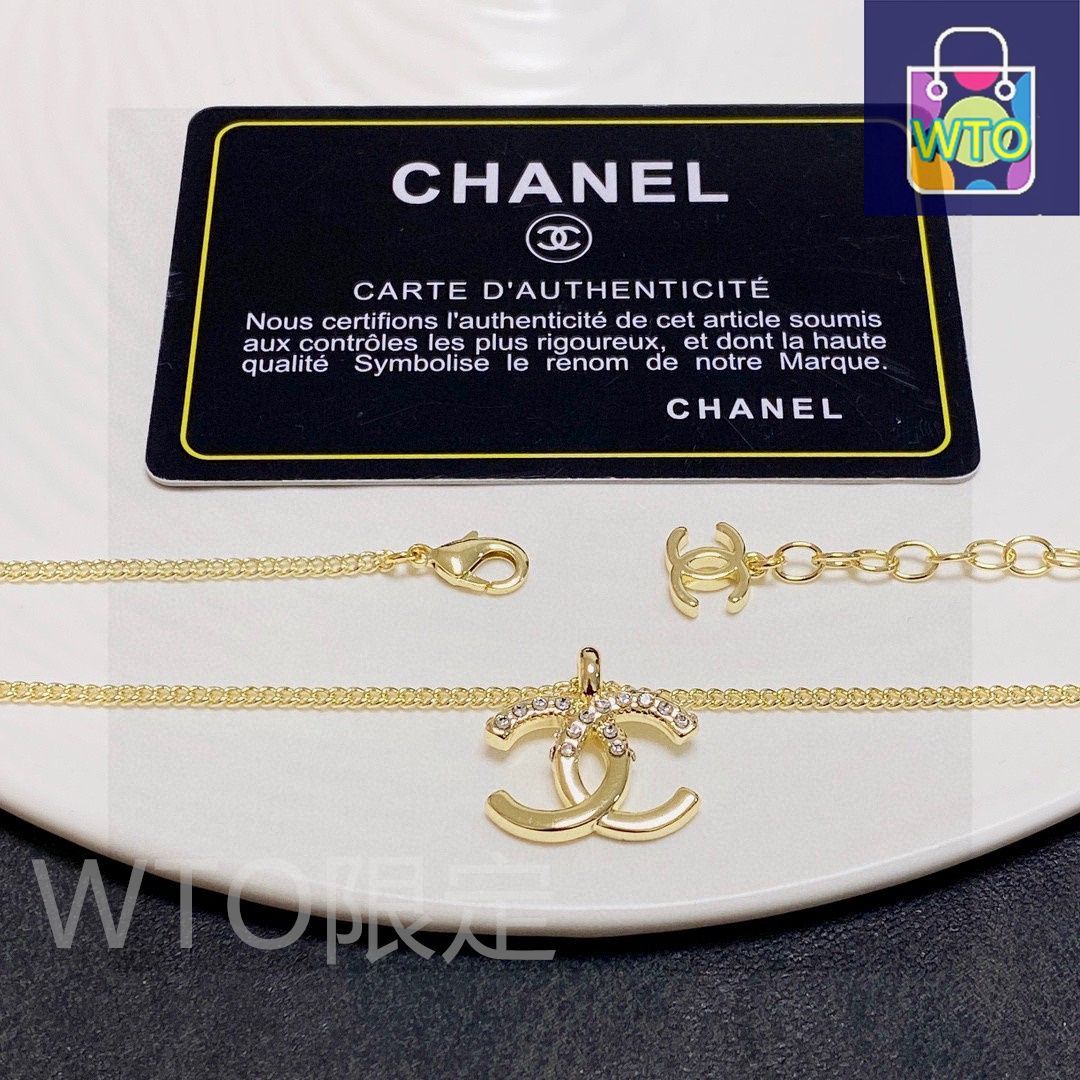 今日特価】CHANEL ダブル C サイン セミステレオ シンボル ストーン