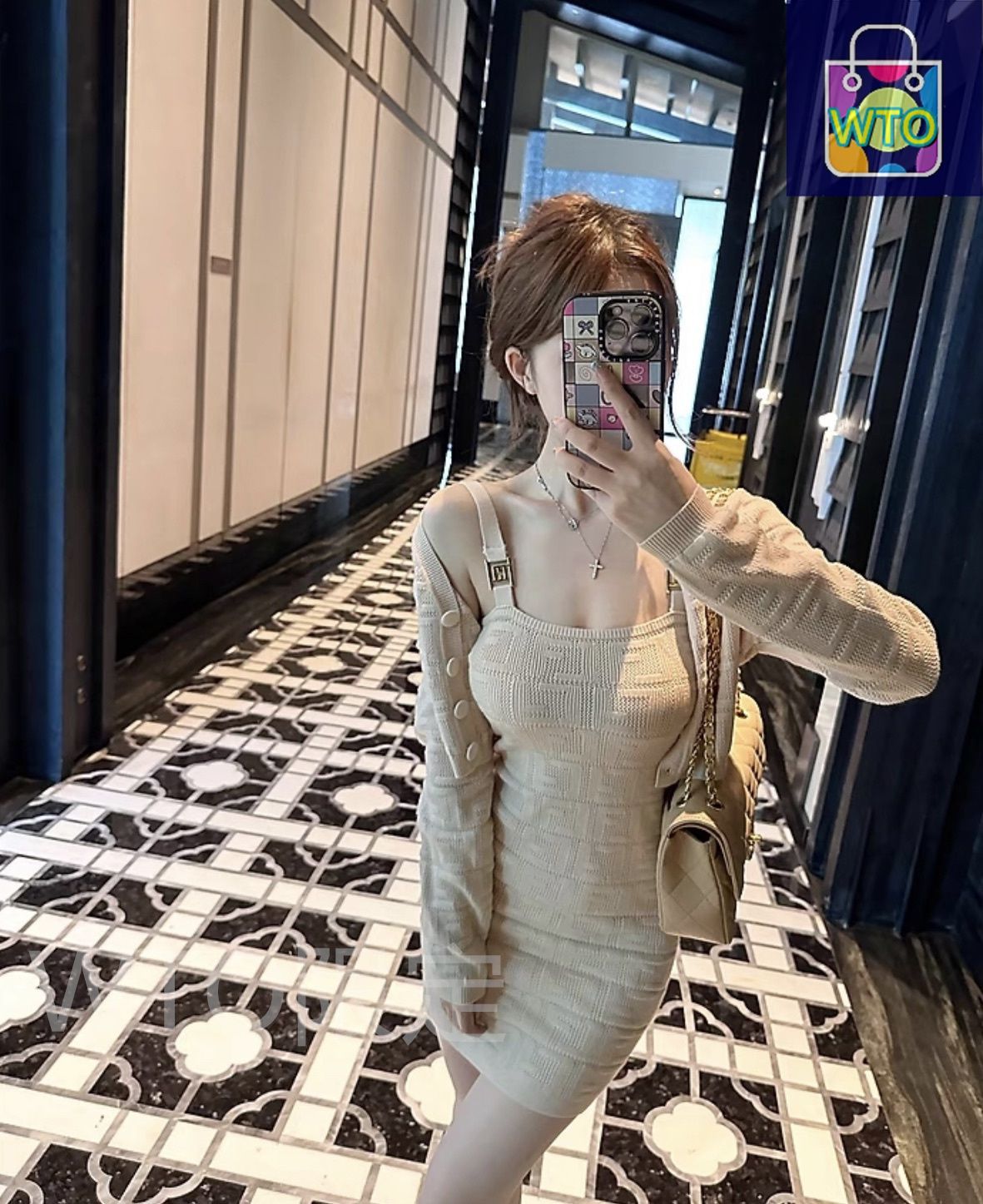 【最終値下げ】FENDI ベージュ　トップス 楽天市場】フェンディ Tシャツ トップス FFロゴ ベージュ メンズ FENDI