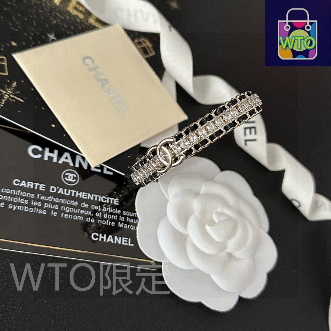 今日特価】Chanel シャネル スワロフスキー クリスタル レザーチェーン