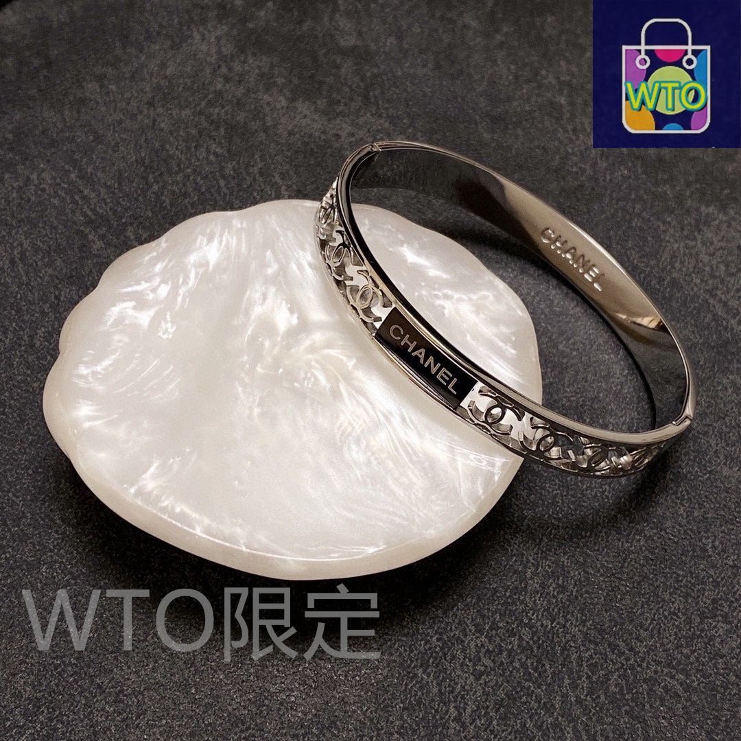 CHANEL vintage bracelet 新品未使用　ブレスレット 中古・古着通販】CHANEL (シャネル) Camélia bracelet カメリア