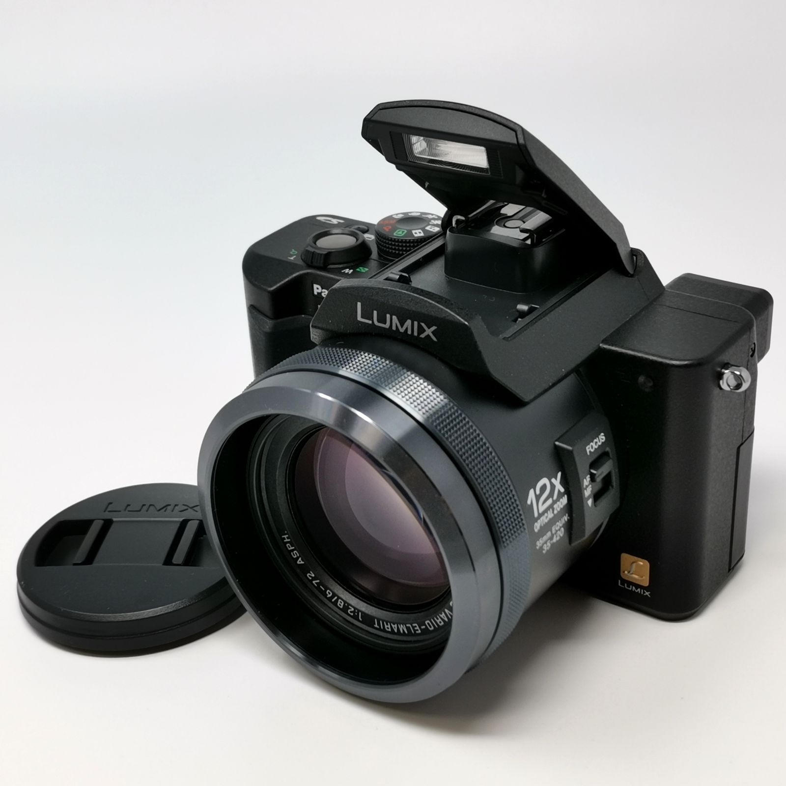 パナソニック FZ 10 デジタルカメラ ブラック 箱あり あり 品 説明書あり 管理番号