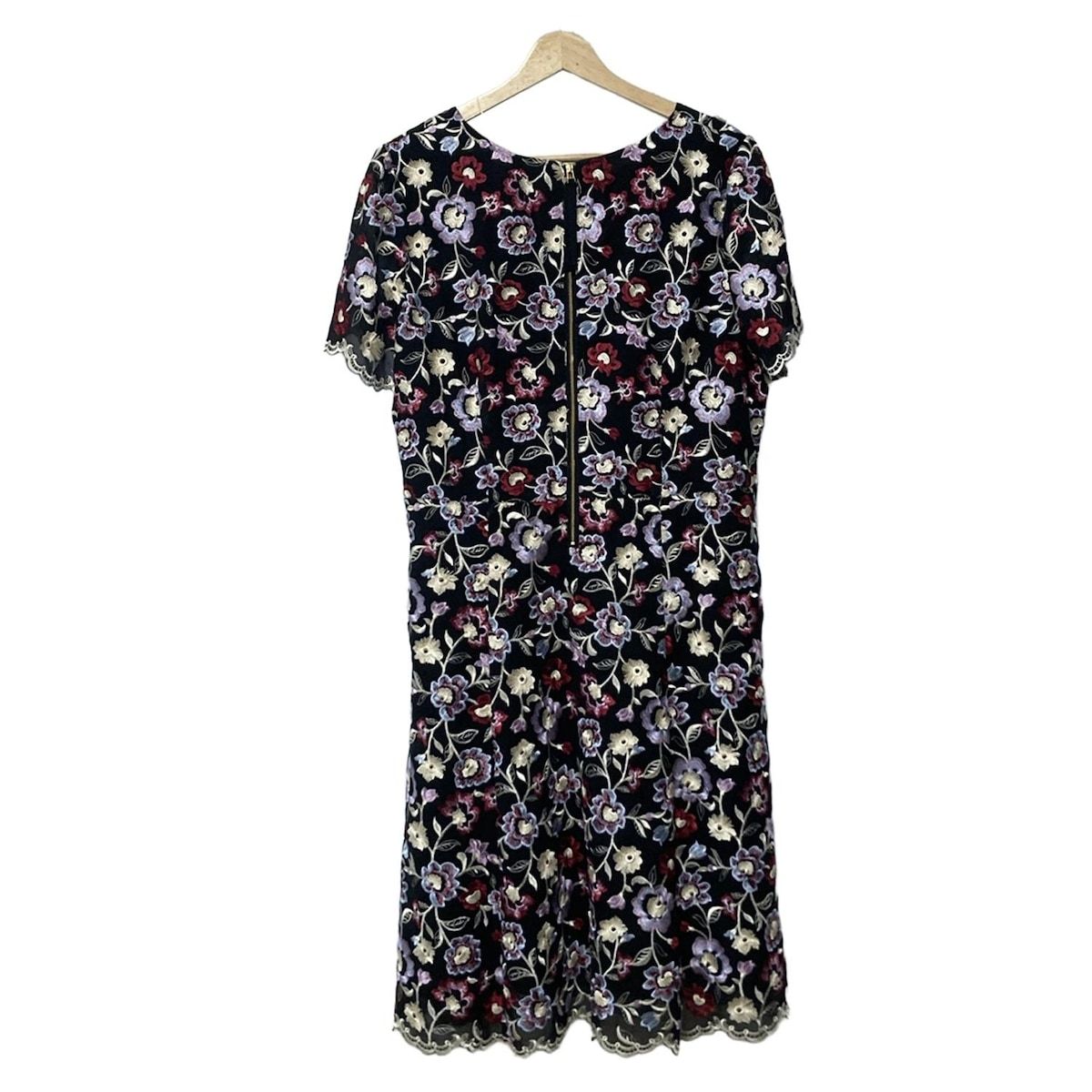 ローズティアラ　46 半袖ワンピース（刺繍）ブラックカラー 美シルエット】ドットチュール刺繍ワンピース（51015504