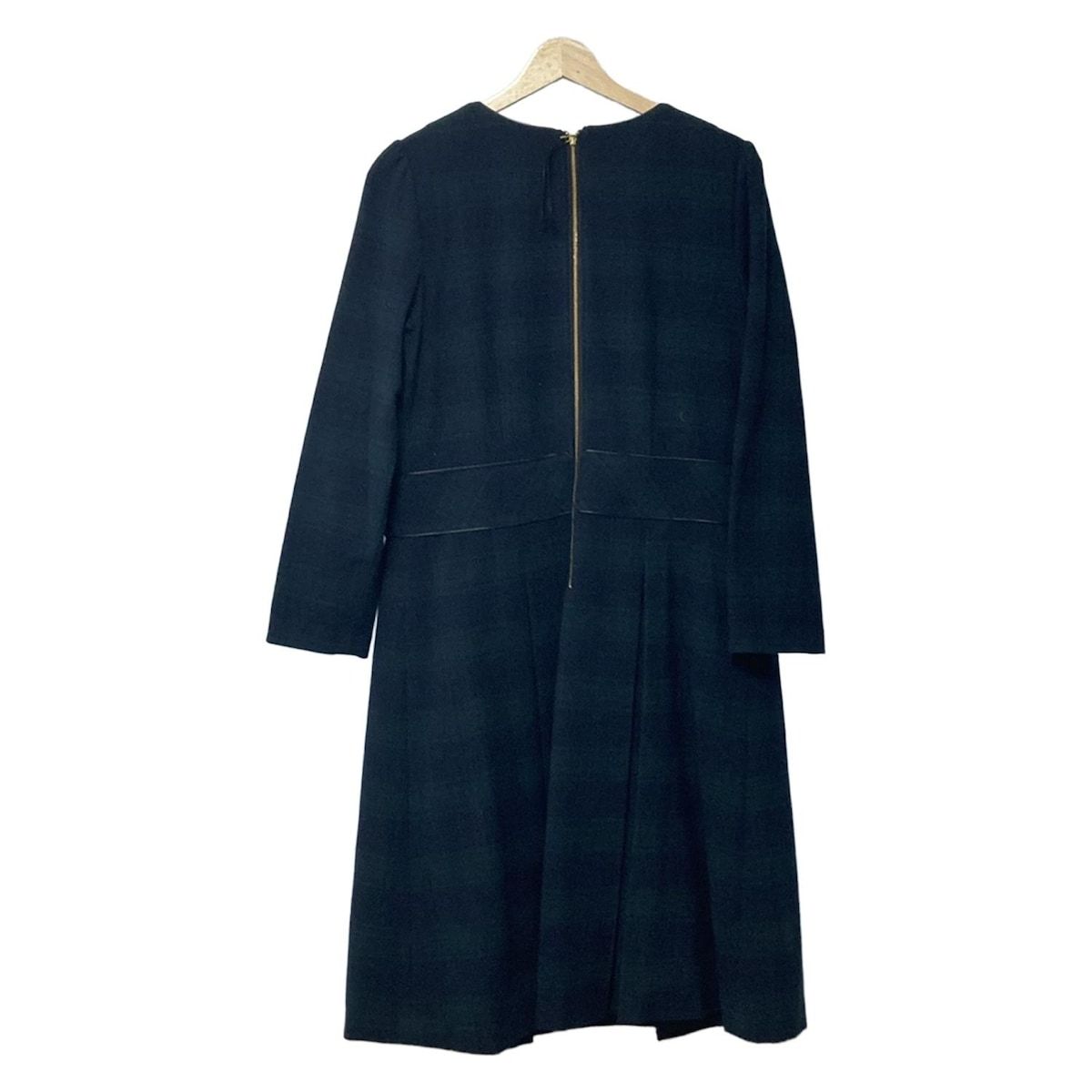 38ローズティアラ紺色ワンピース46サイズ Rose Tiara(ローズティアラ