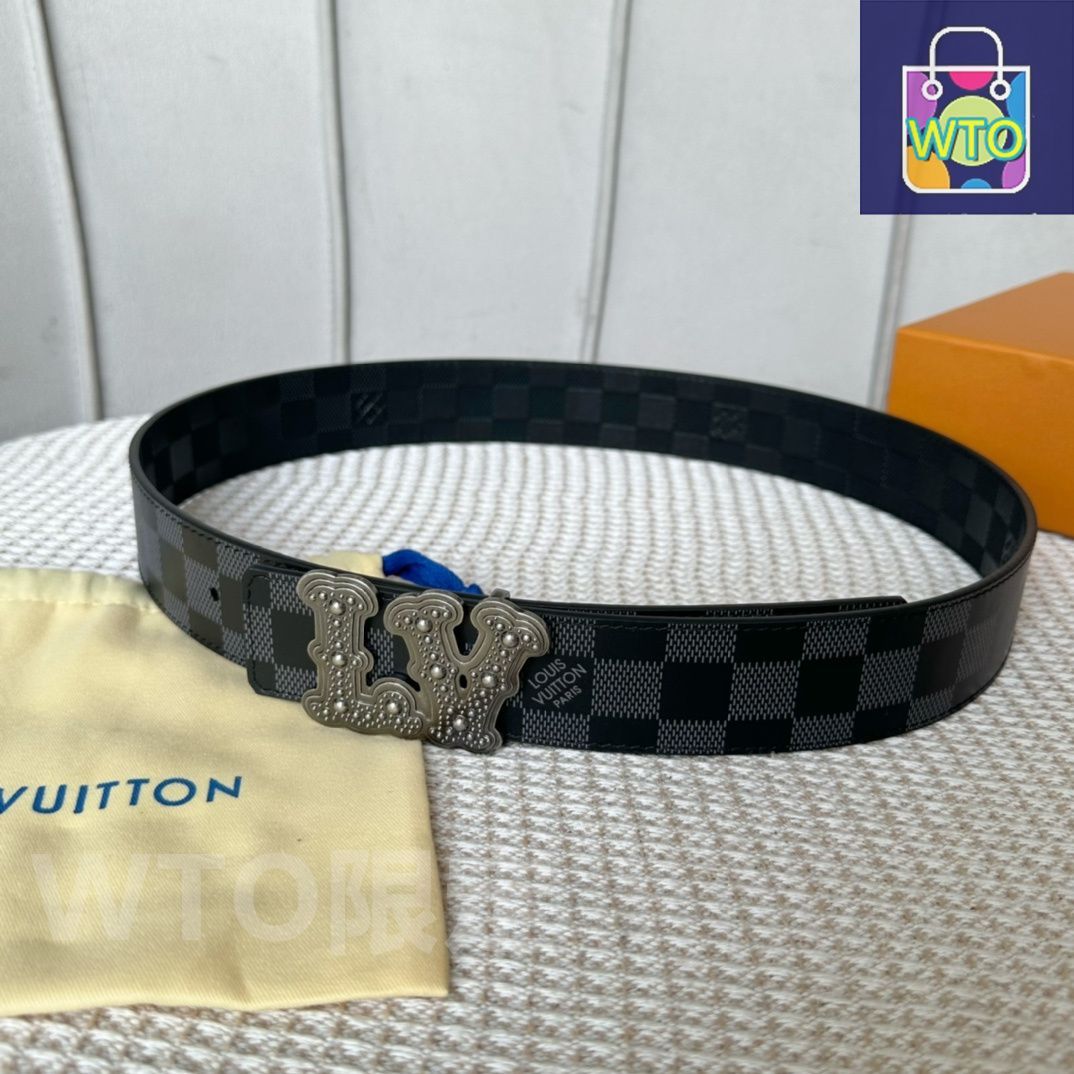 Louis Vuitton ホワイト ベルト ベルト・LV イニシャル 40MM リバーシブル タイガラマ｜ルイ・ヴィトン