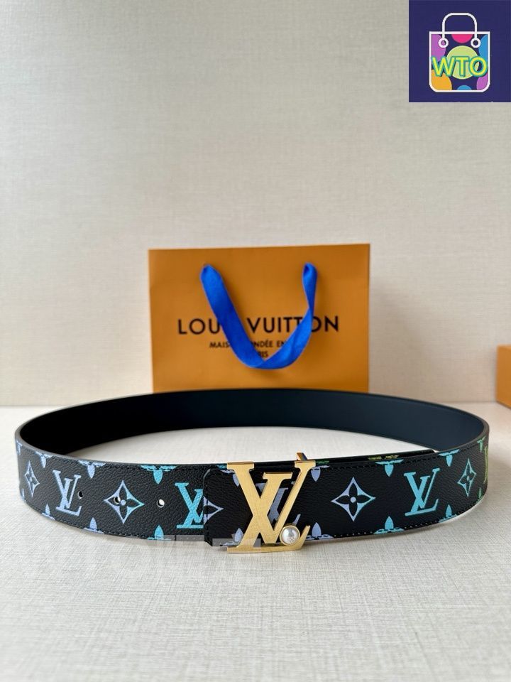 ⭐︎LOUIS VUITTON⭐︎ ベルト　ほぼ未使用 今日特価】Louis Vuitton Initiales ルイヴィトン イニシャルズ レザー