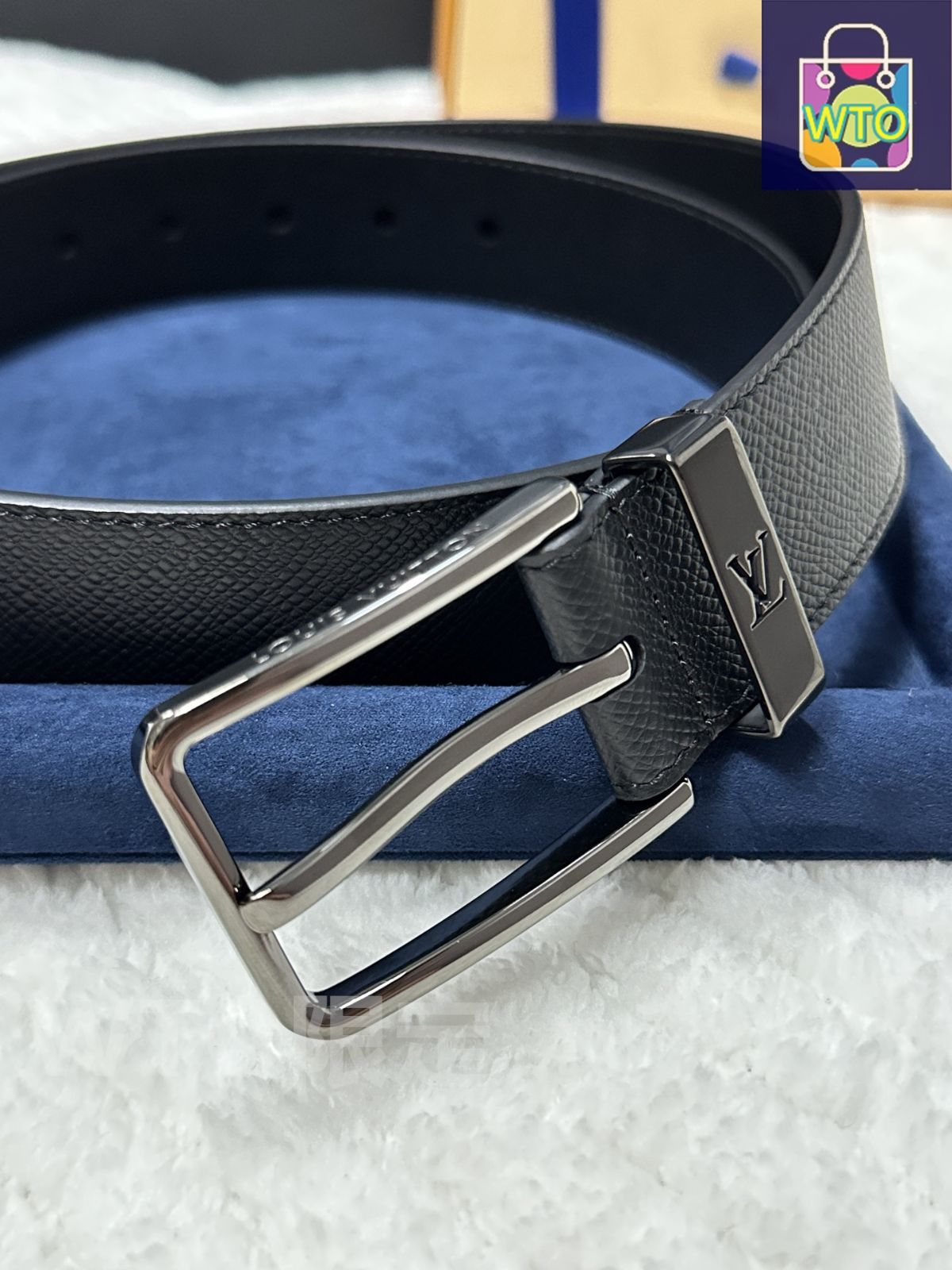 Louis Vuitton ネイビー レザー ベルト 今日特価】Louis Vuitton ルイヴィトン レザーベルト - メルカリ