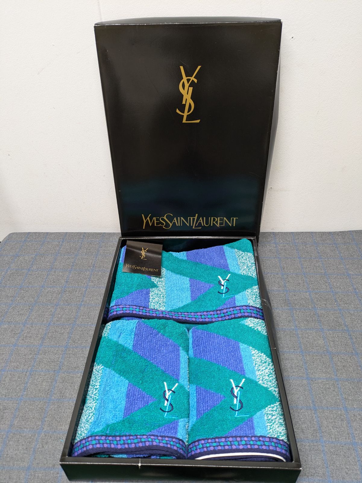 Yves Saint Laurent／イヴサンローラン タオルセット フェイスタオル 3