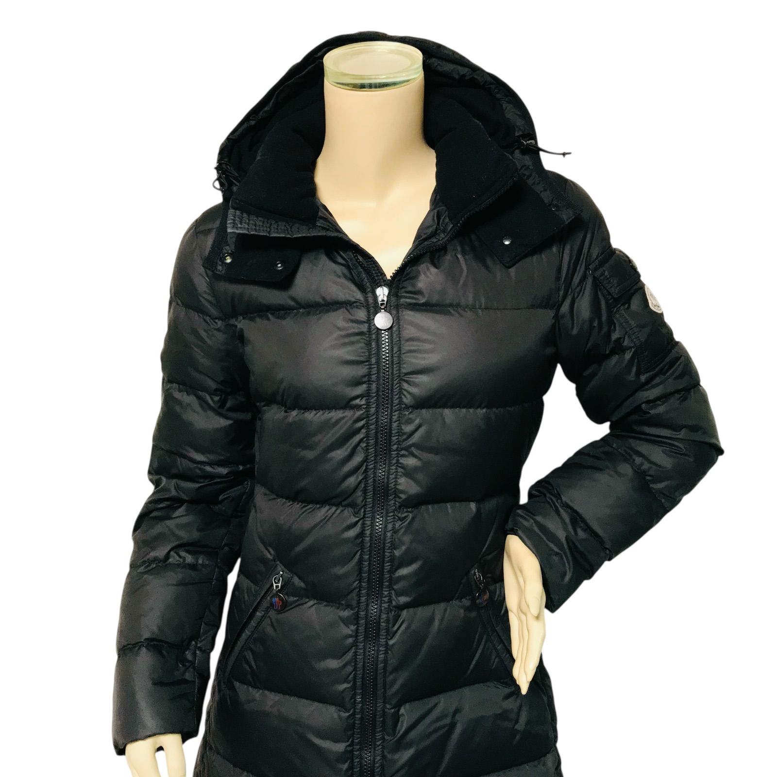 美品☆MONCLER・モンクレール MOKA レディース ブランドアイコン 