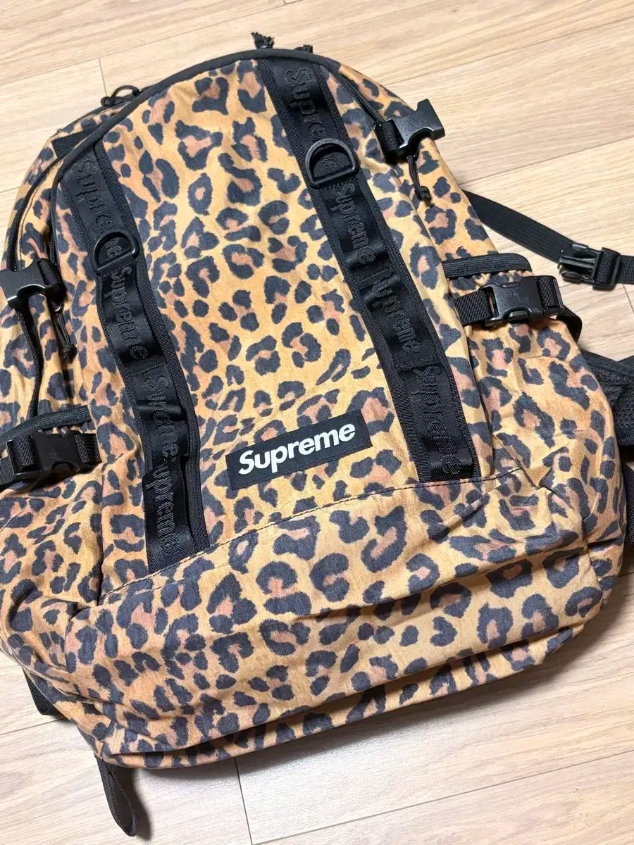 Supreme シュプリーム バックパック ヒョウ柄 レオパード 20fw - メルカリ