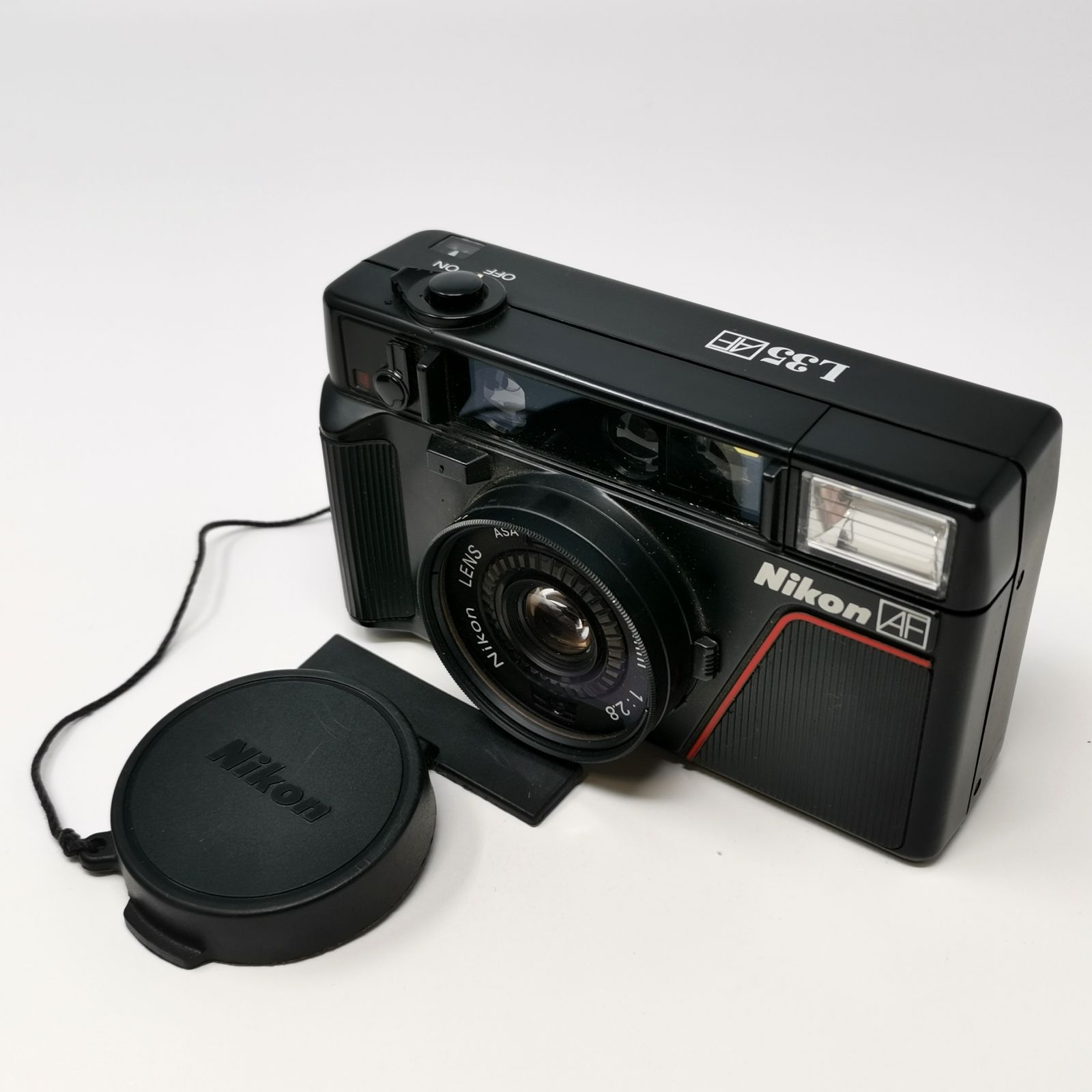 ニコン L 35 フィルムカメラ 通電 済み フィルムないため動作未 ブラック ソフトケース付き 管理番号