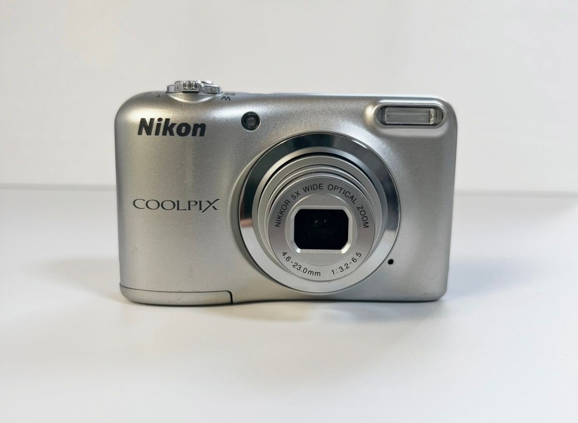 ニコン(Nikon) デジタルカメラ COOLPIX A10 [シルバー] 光学5倍ズーム 