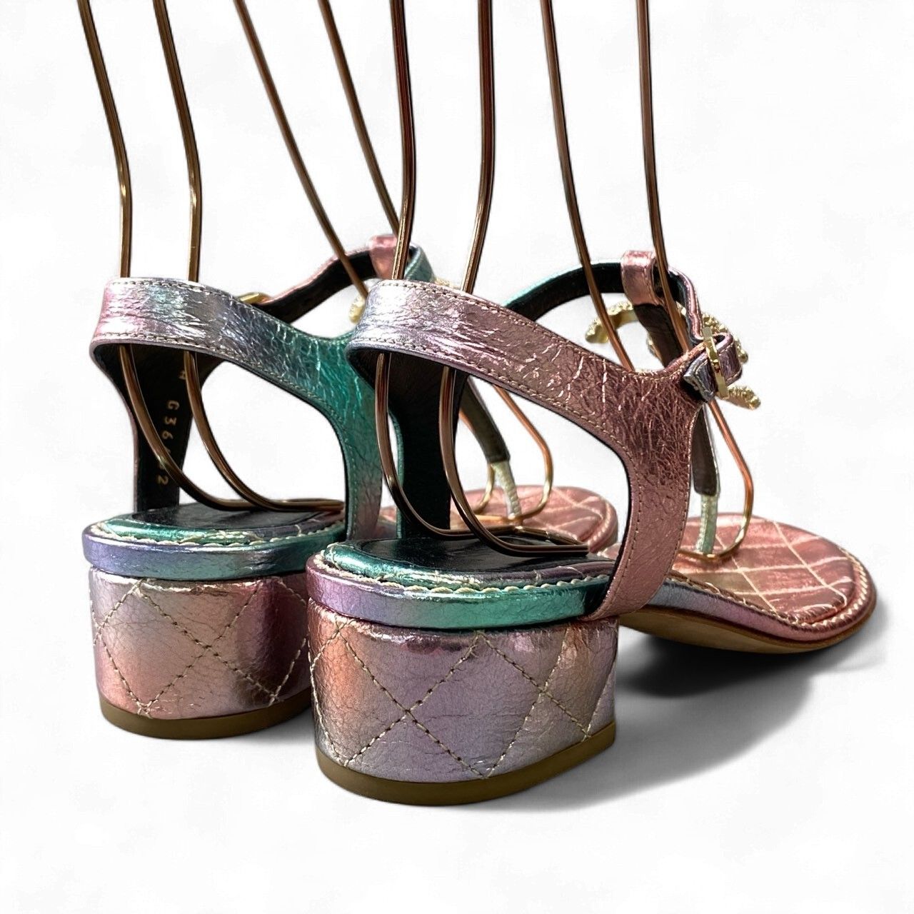 1k18 CHANEL シャネル ココマーク パールバックル トングサンダル