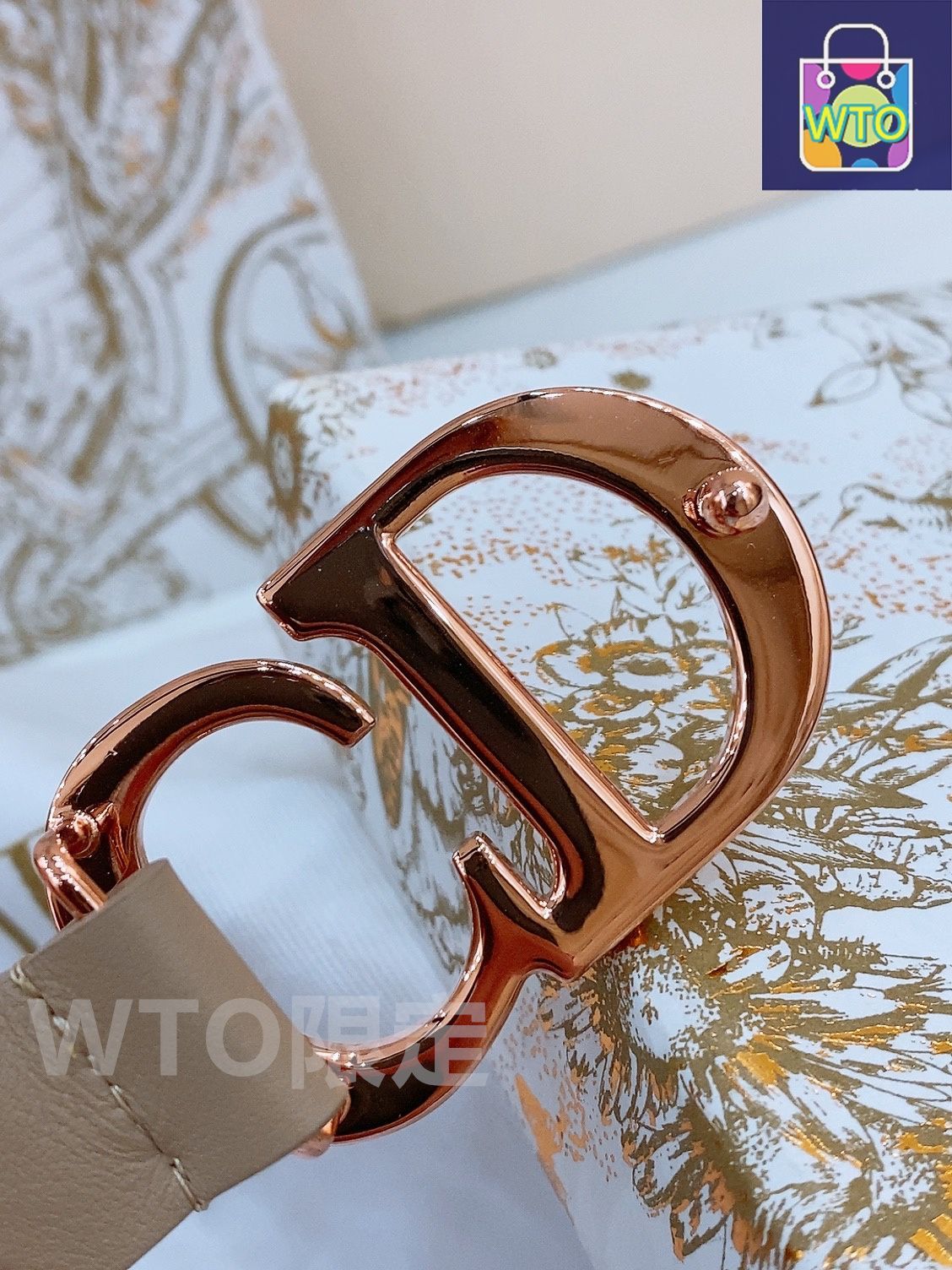 連休最終日お値下げ♡【Dior】saddleベルト/カーフスキン/ゴールド金具 今日特価】Dior Saddle Belt ブラックスムースレザー - メルカリ