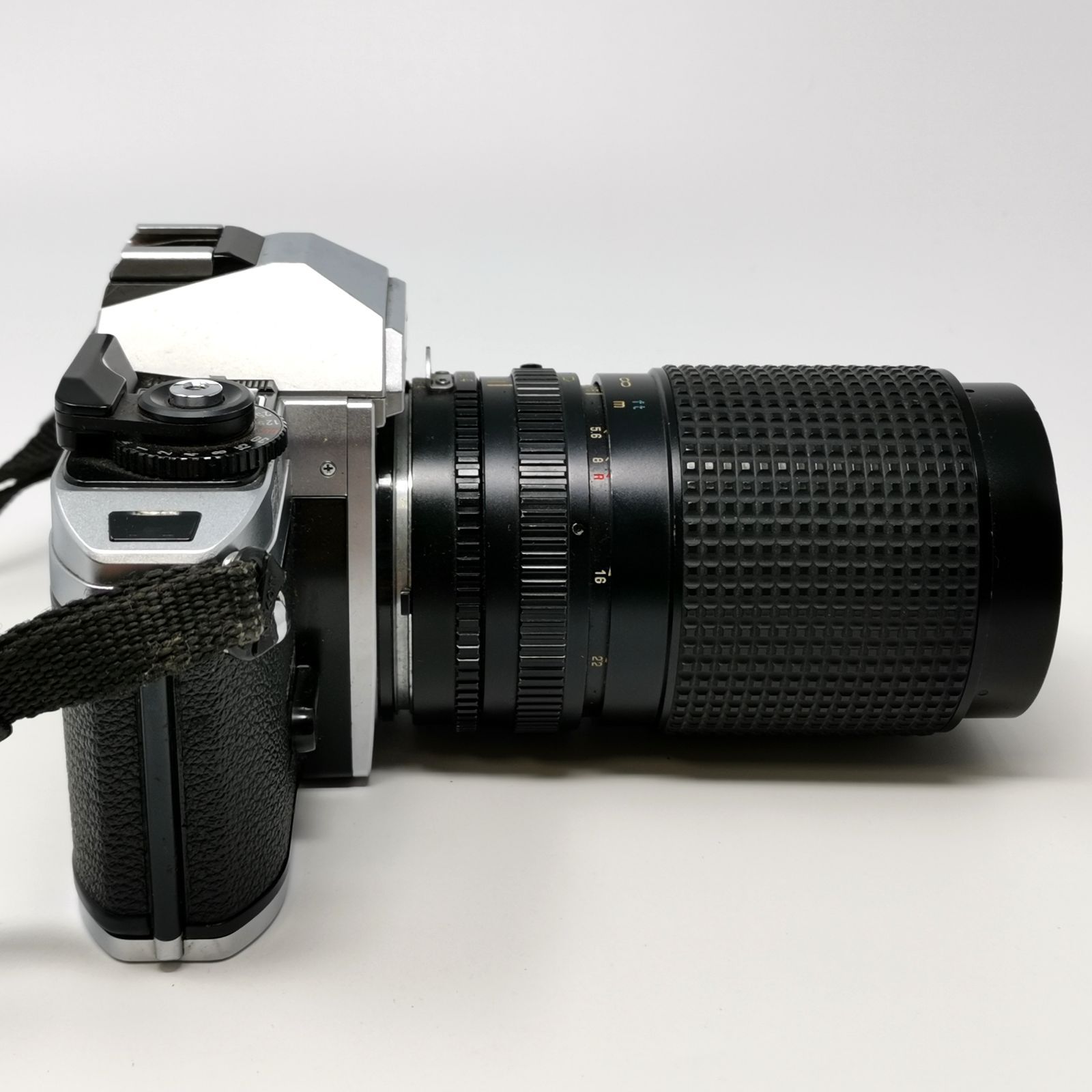 20 フィルム一眼レフカメラ