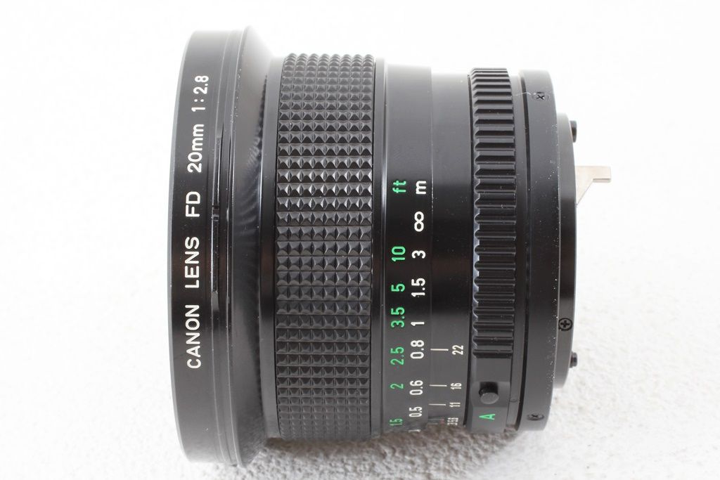極上品 Canon キヤノン New FD 20mm F2.8 単焦点 超広角 レンズ