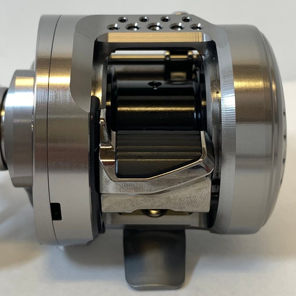 加古川店】 中古 SHIMANO | シマノ リール 23カルカッタコンクエスト