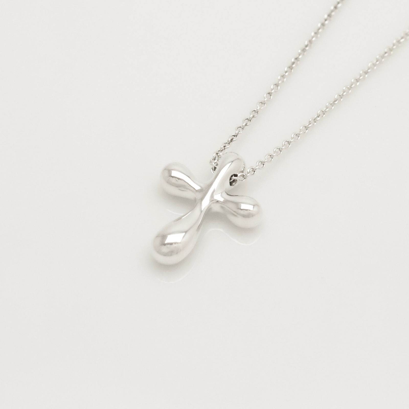 ティファニー ミニクロス ペンダント ネックレス ペッティ 925 美品】ティファニー TIFFANY&Co. ミニ クロス エルサペレッティ