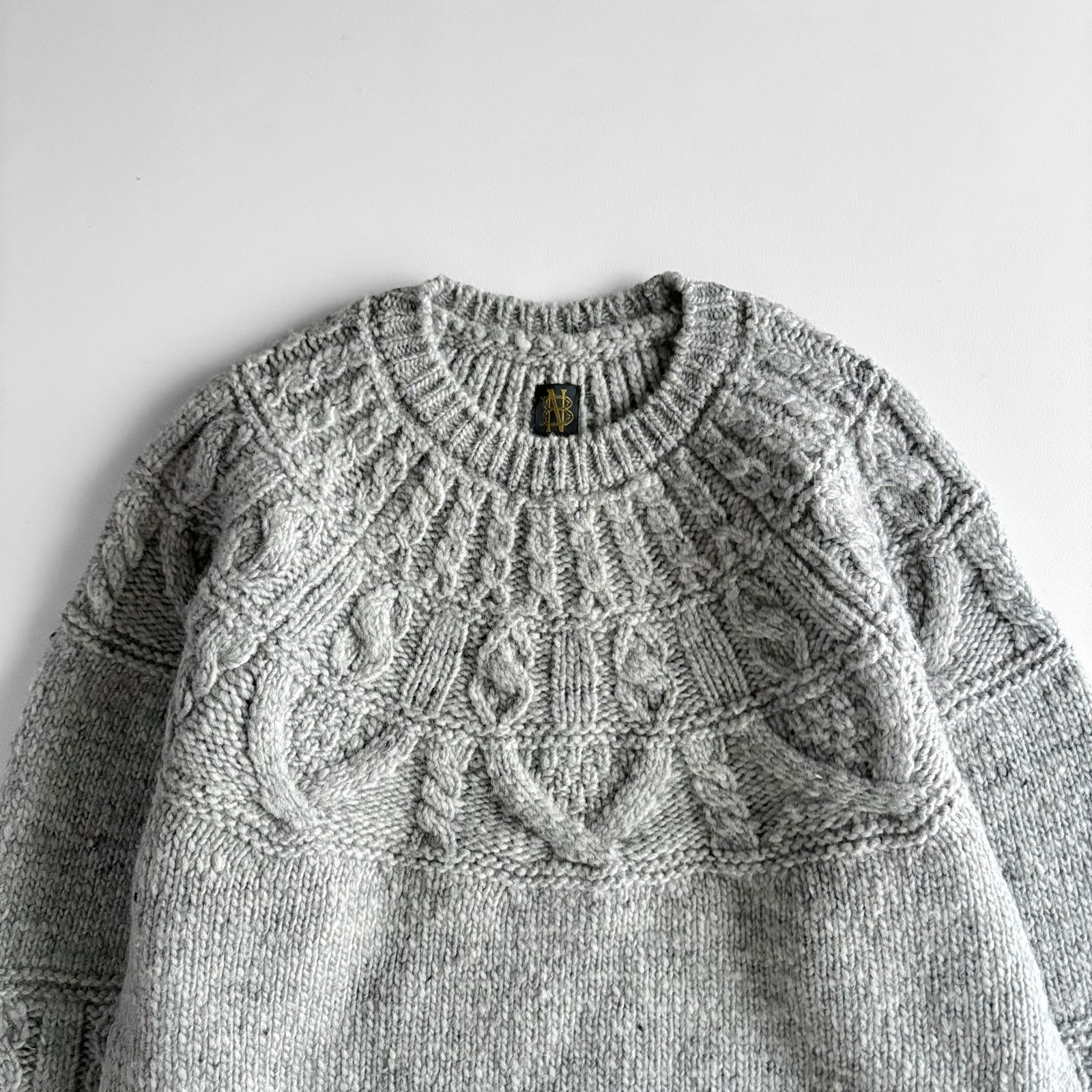 極美品 バトナー スプレッドアランクルーネックニット ウール L チャコール 美品 / BATONER バトナー / SPREAD ALAN CREW NECK ウール100