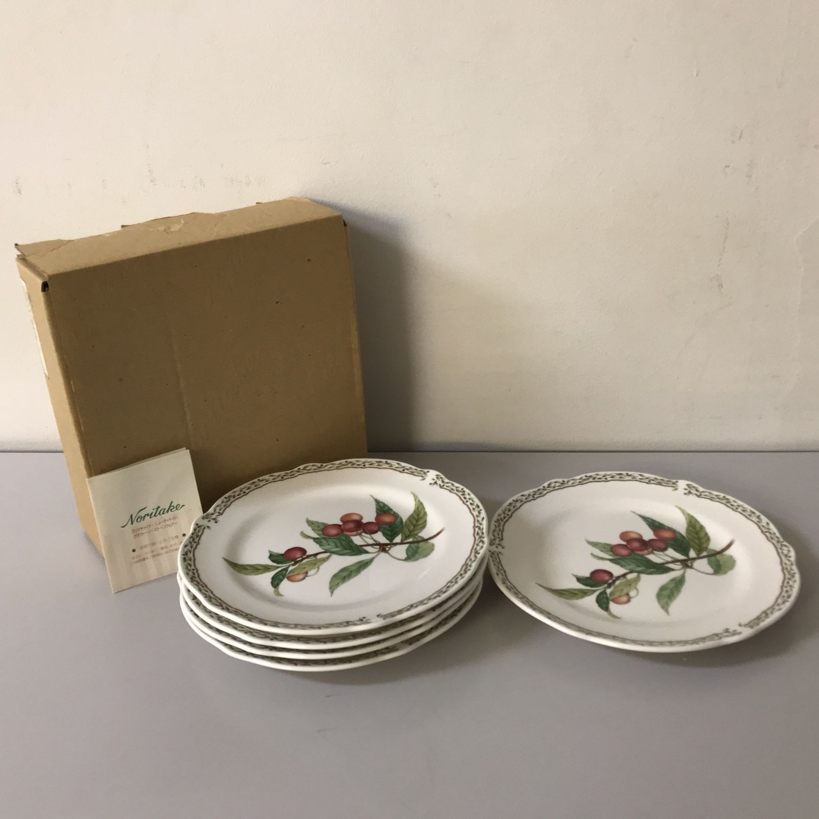 〇Noritake サラダ皿 ニューディケイド 5客セット 【新品未使用